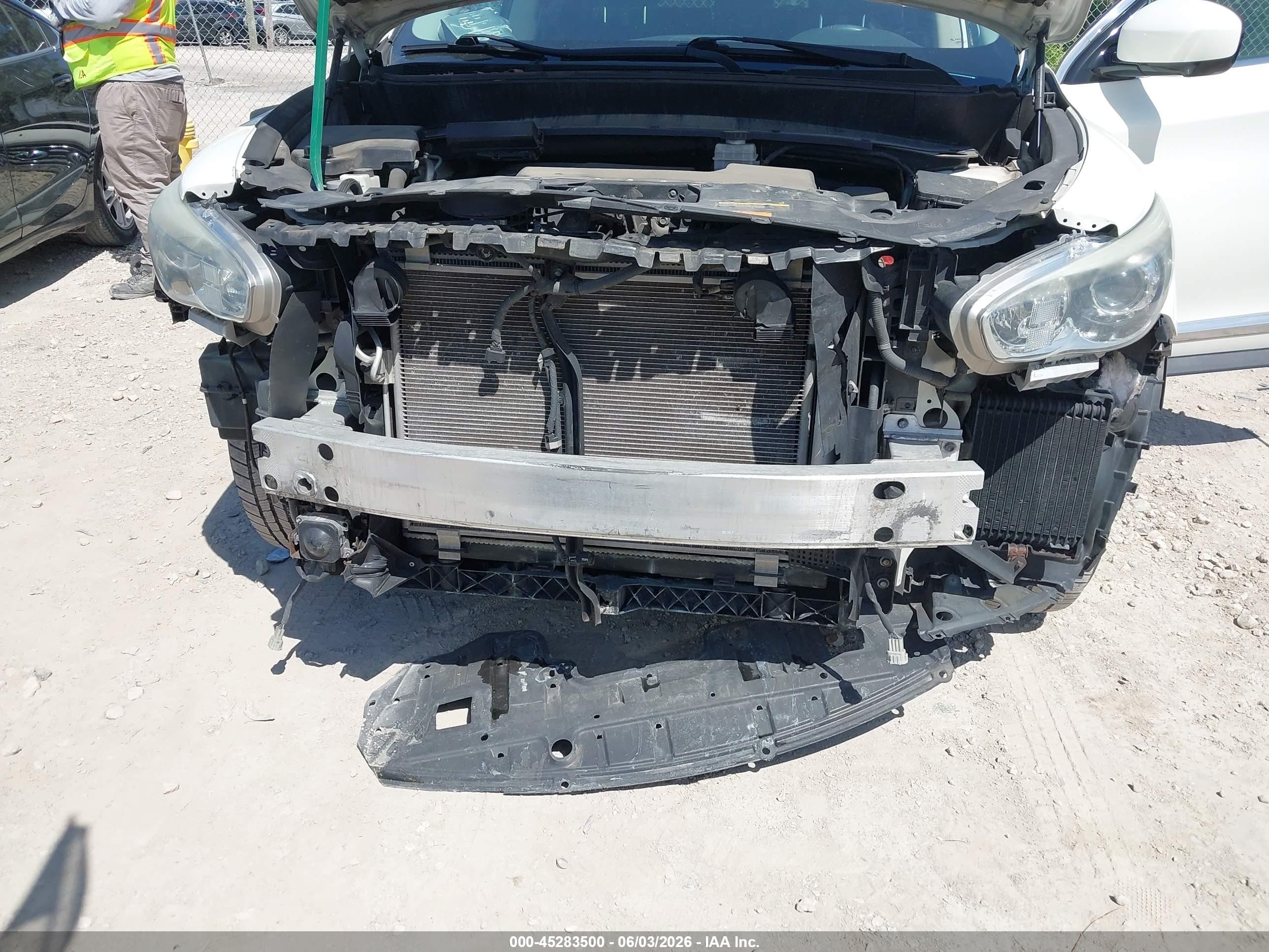 2014 Infiniti Qx60   White vin: 5N1AL0MM3EC547578