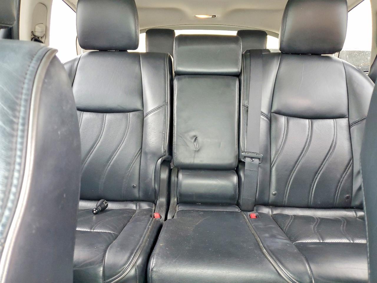 2013 Infiniti Jx35 Base White vin: 5N1AL0MM4DC302884