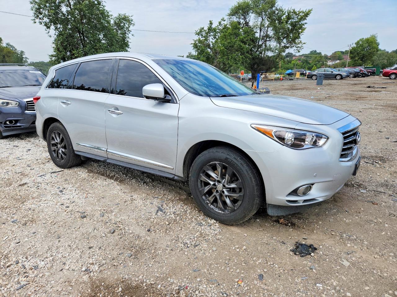 2013 Infiniti Jx35 Base Silver vin: 5N1AL0MM4DC318034