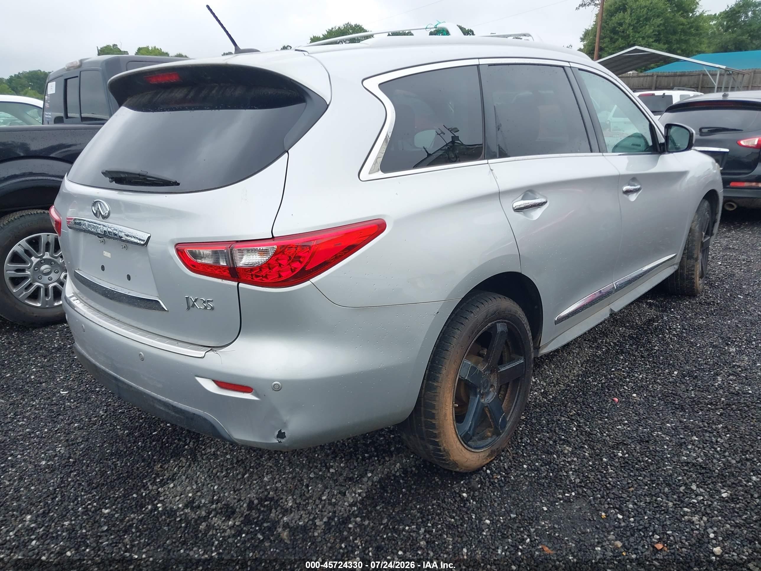 2013 Infiniti Jx35   Silver vin: 5N1AL0MM4DC320916