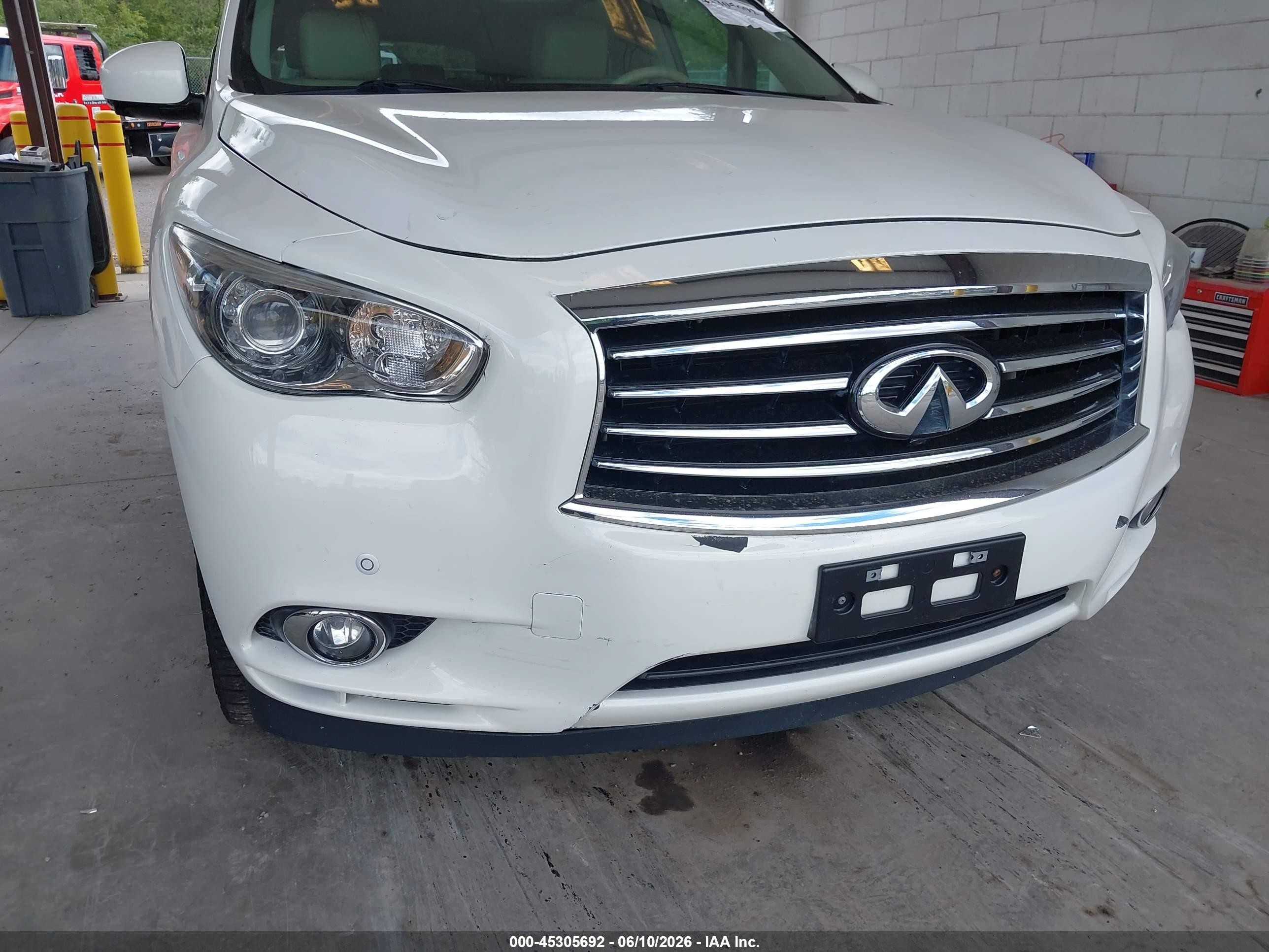 2013 Infiniti Jx35   White vin: 5N1AL0MM4DC328532