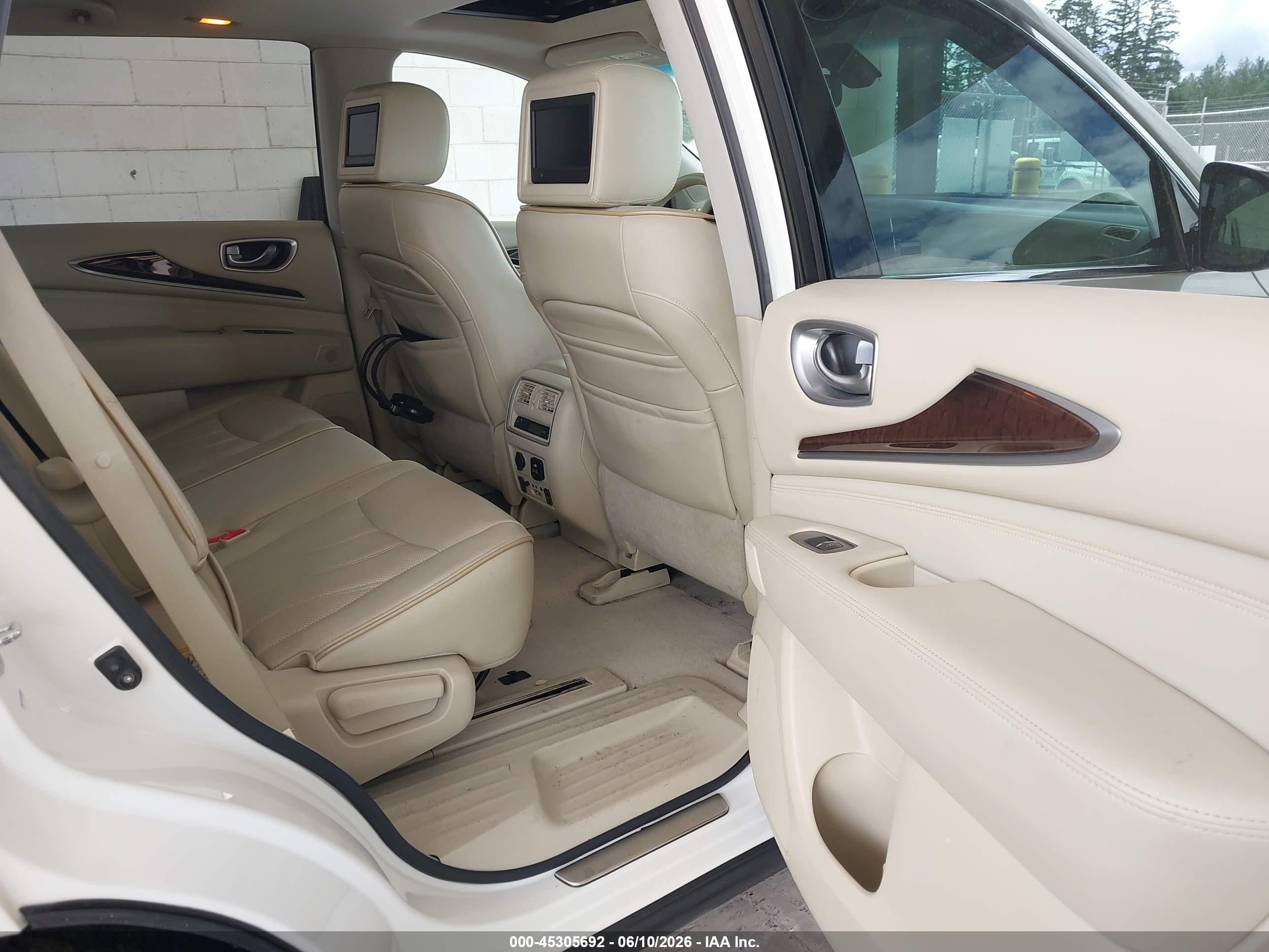 2013 Infiniti Jx35   White vin: 5N1AL0MM4DC328532
