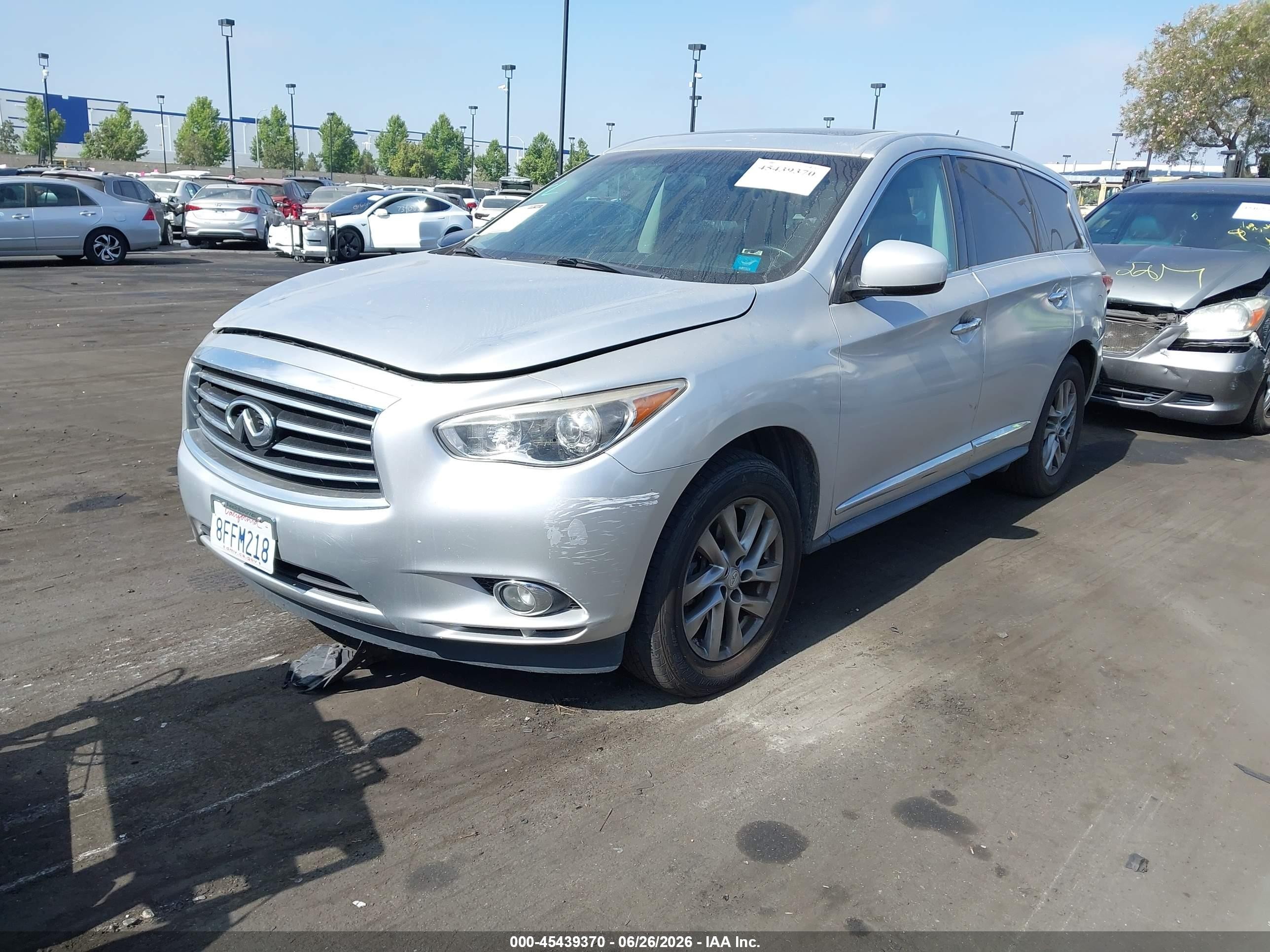 2013 Infiniti Jx35   Silver vin: 5N1AL0MM4DC353186