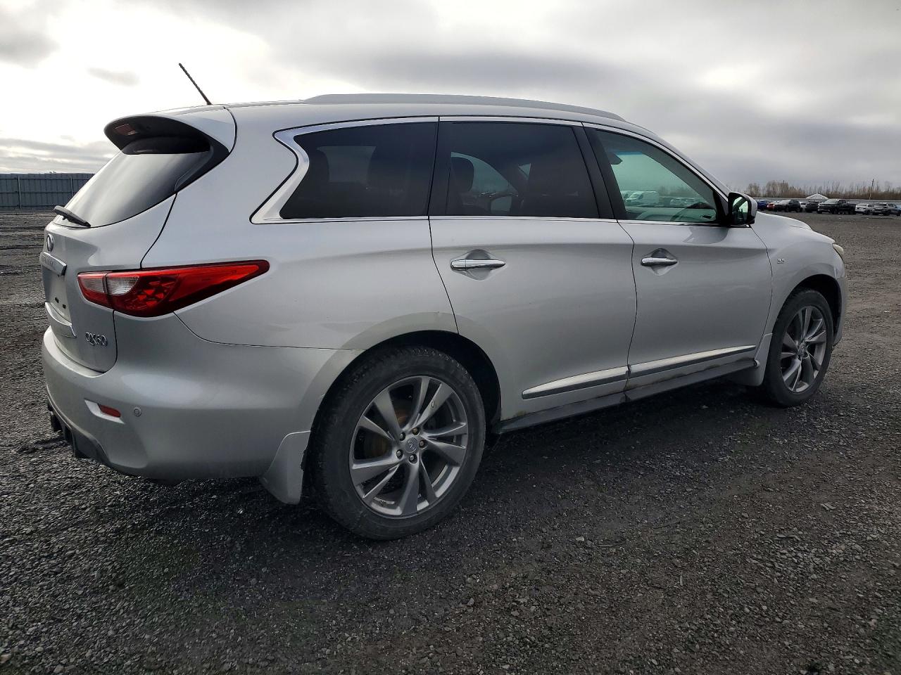 2015 Infiniti Qx60 Base Серебряный vin: 5N1AL0MM4FC506068