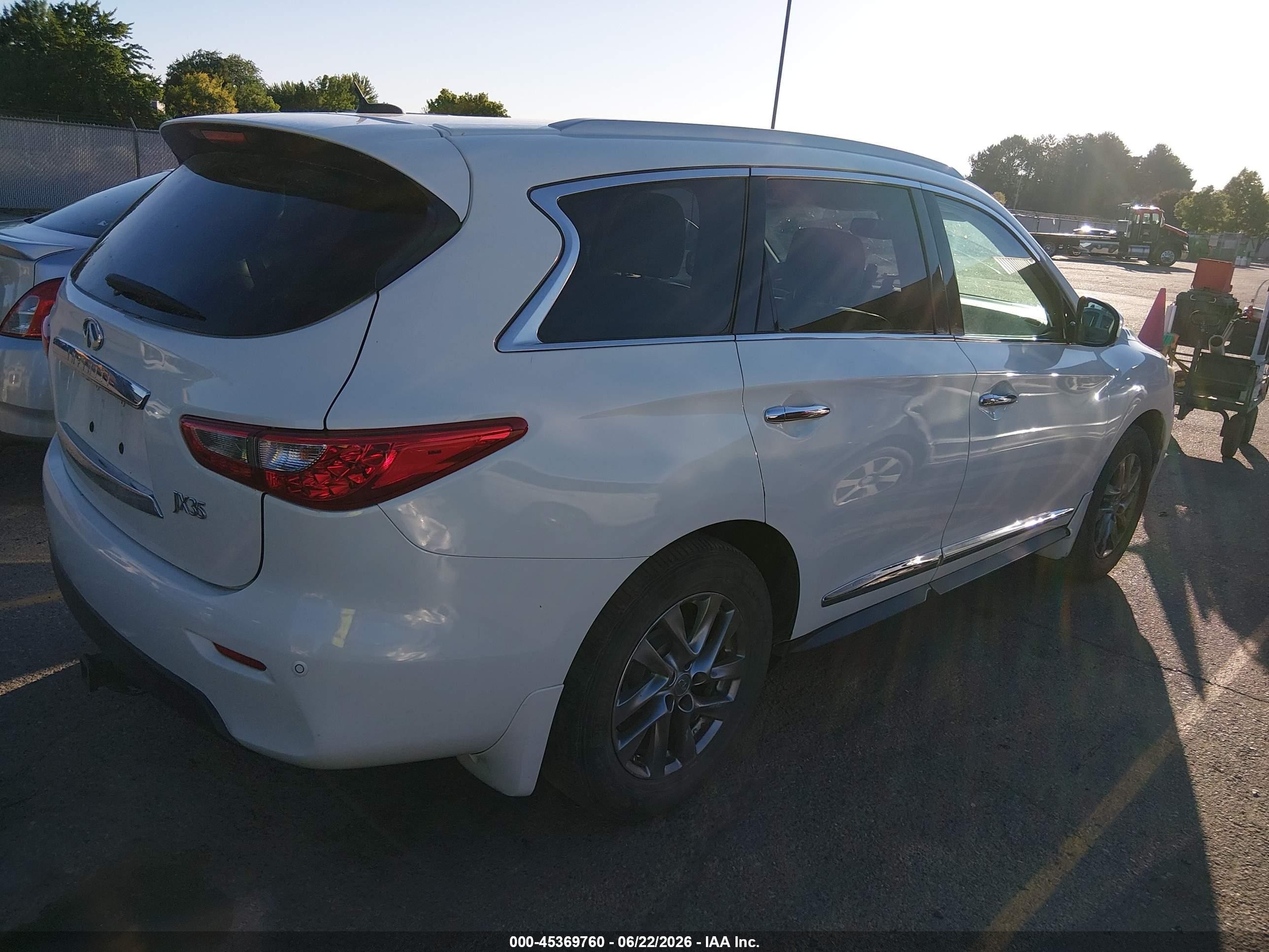 2013 Infiniti Jx35   White vin: 5N1AL0MM5DC329818