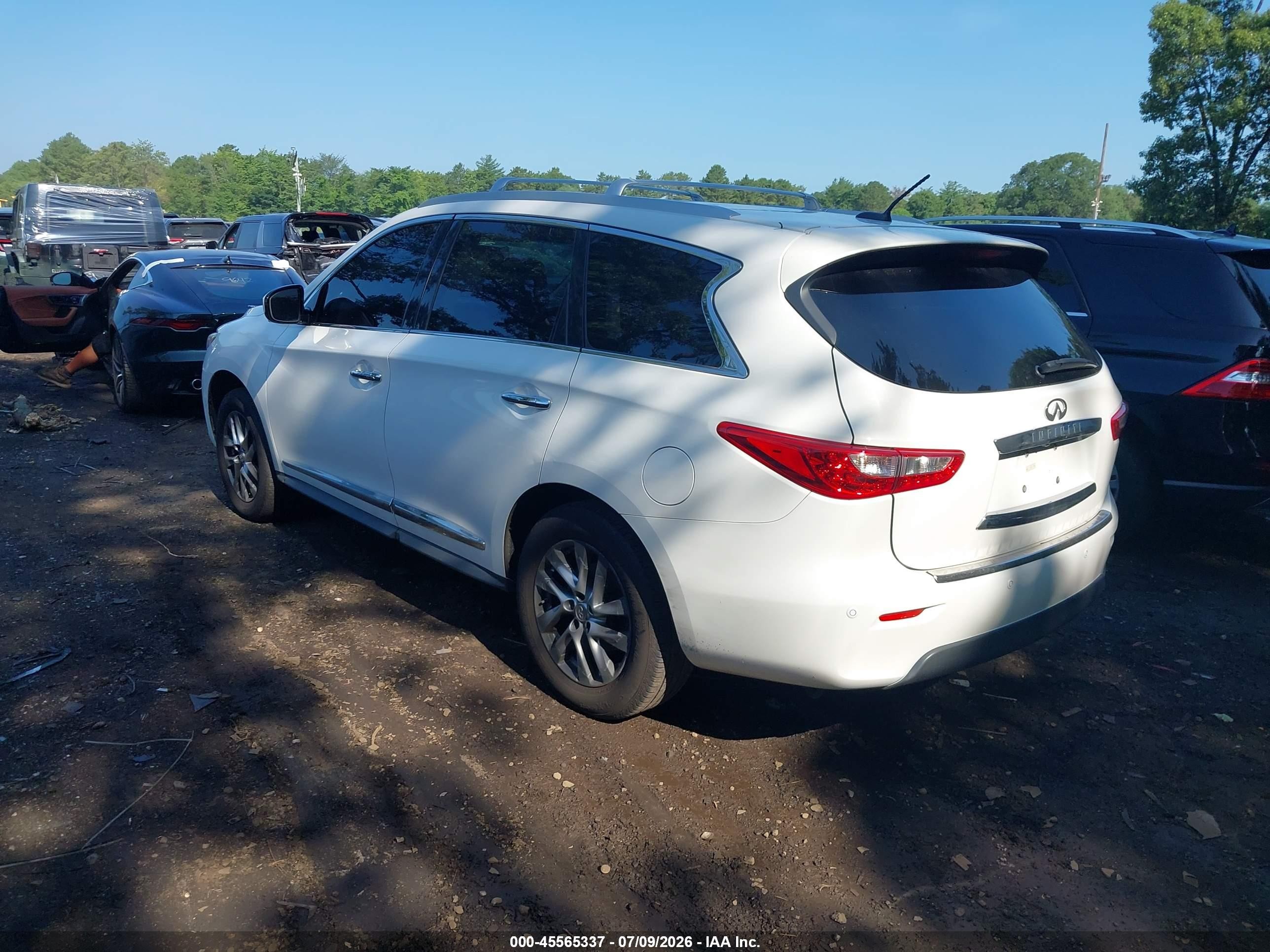 2013 Infiniti Jx35   White vin: 5N1AL0MM5DC347946