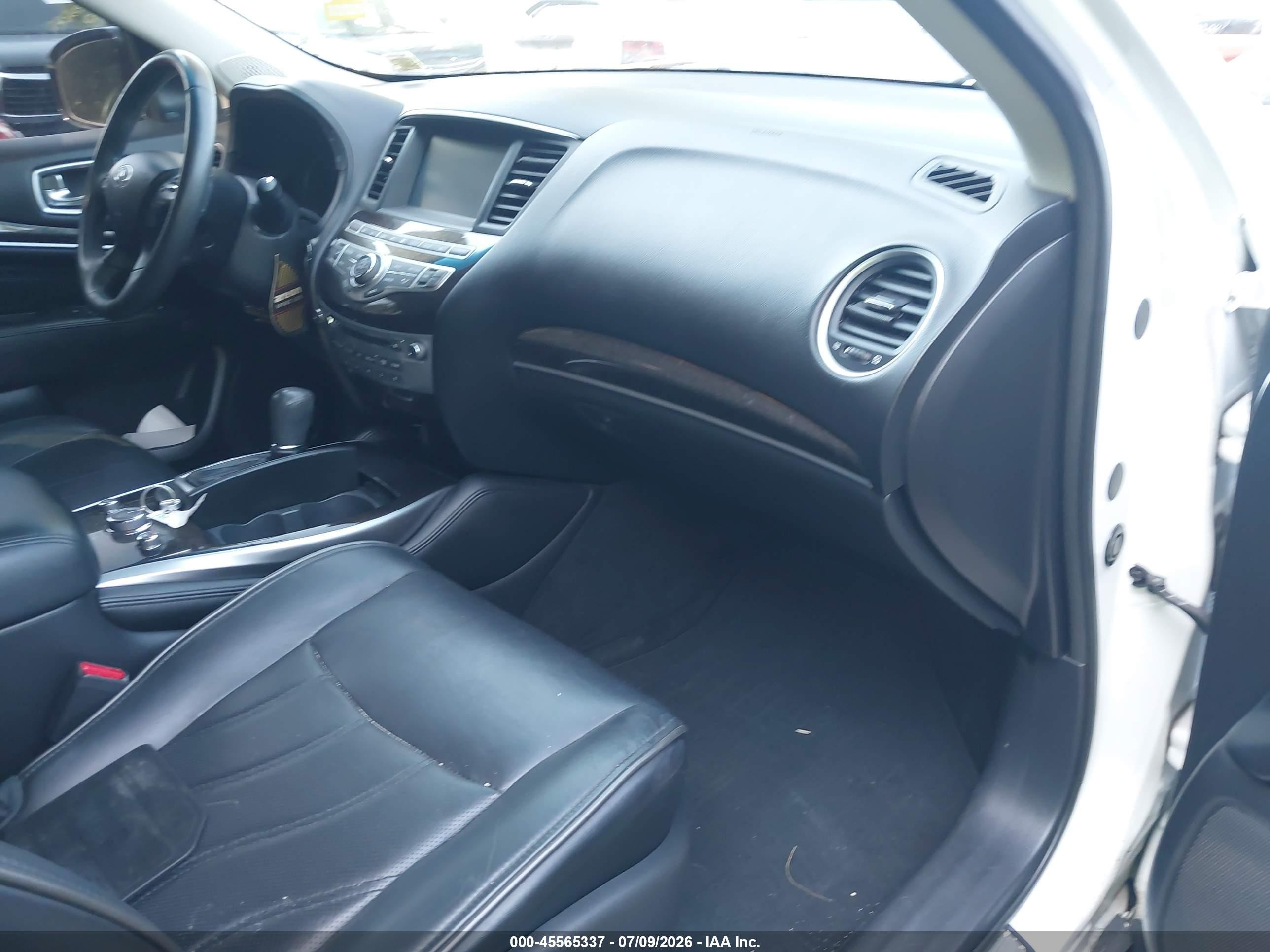 2013 Infiniti Jx35   White vin: 5N1AL0MM5DC347946