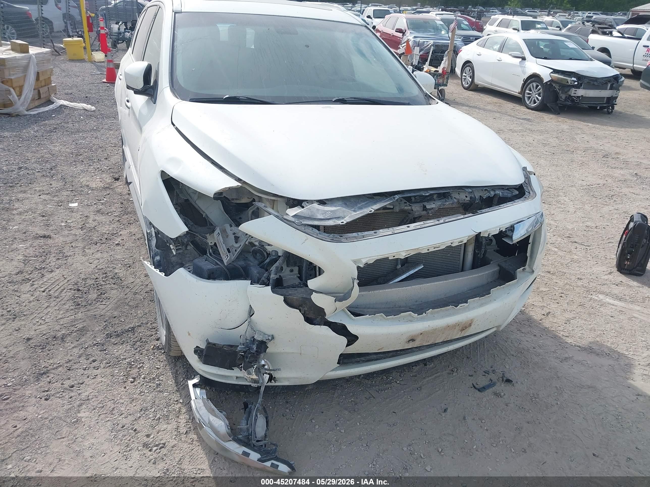 2014 Infiniti Qx60   White vin: 5N1AL0MM5EC538039