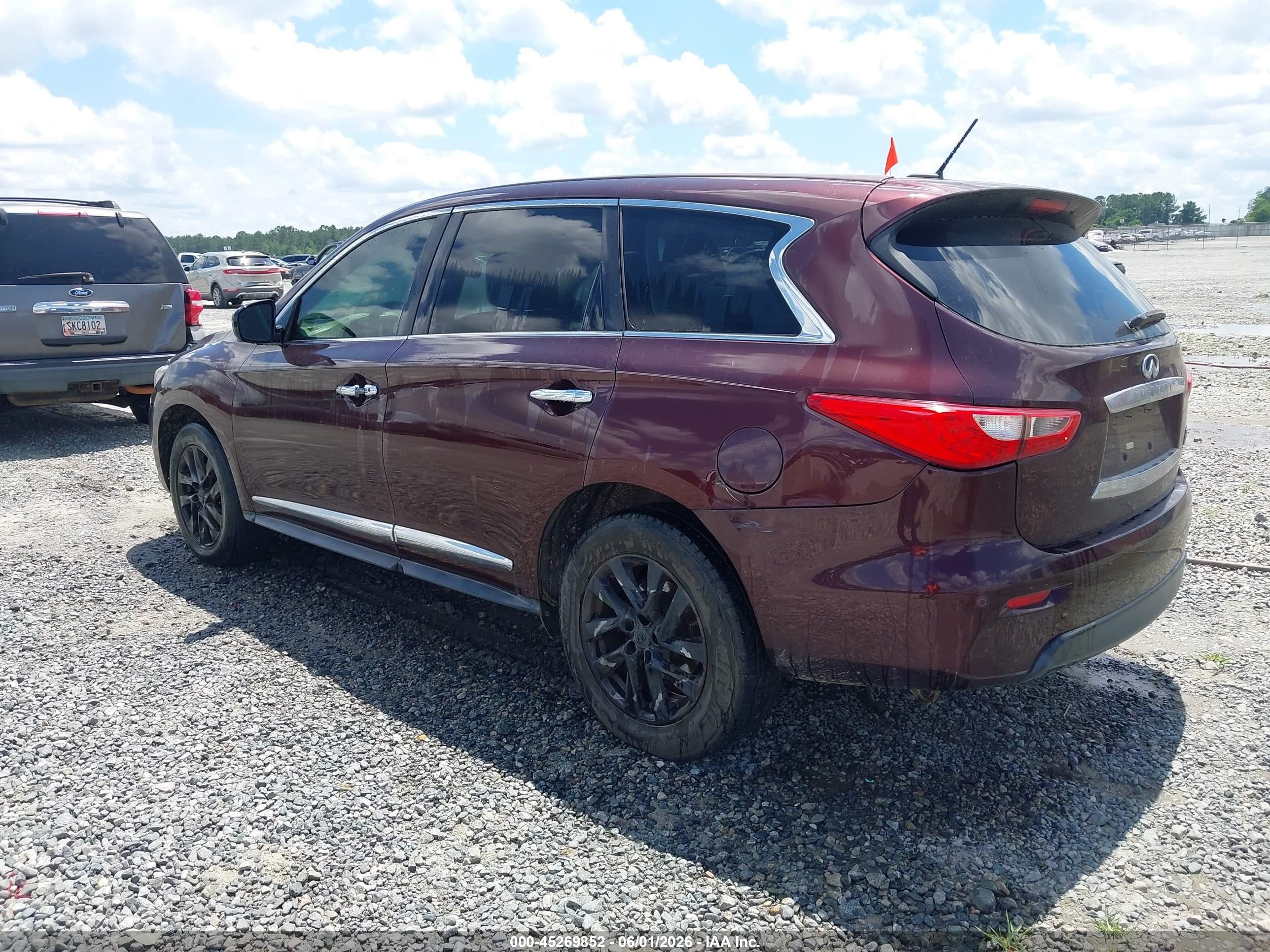 2013 Infiniti Jx35   Burgundy vin: 5N1AL0MM6DC302076