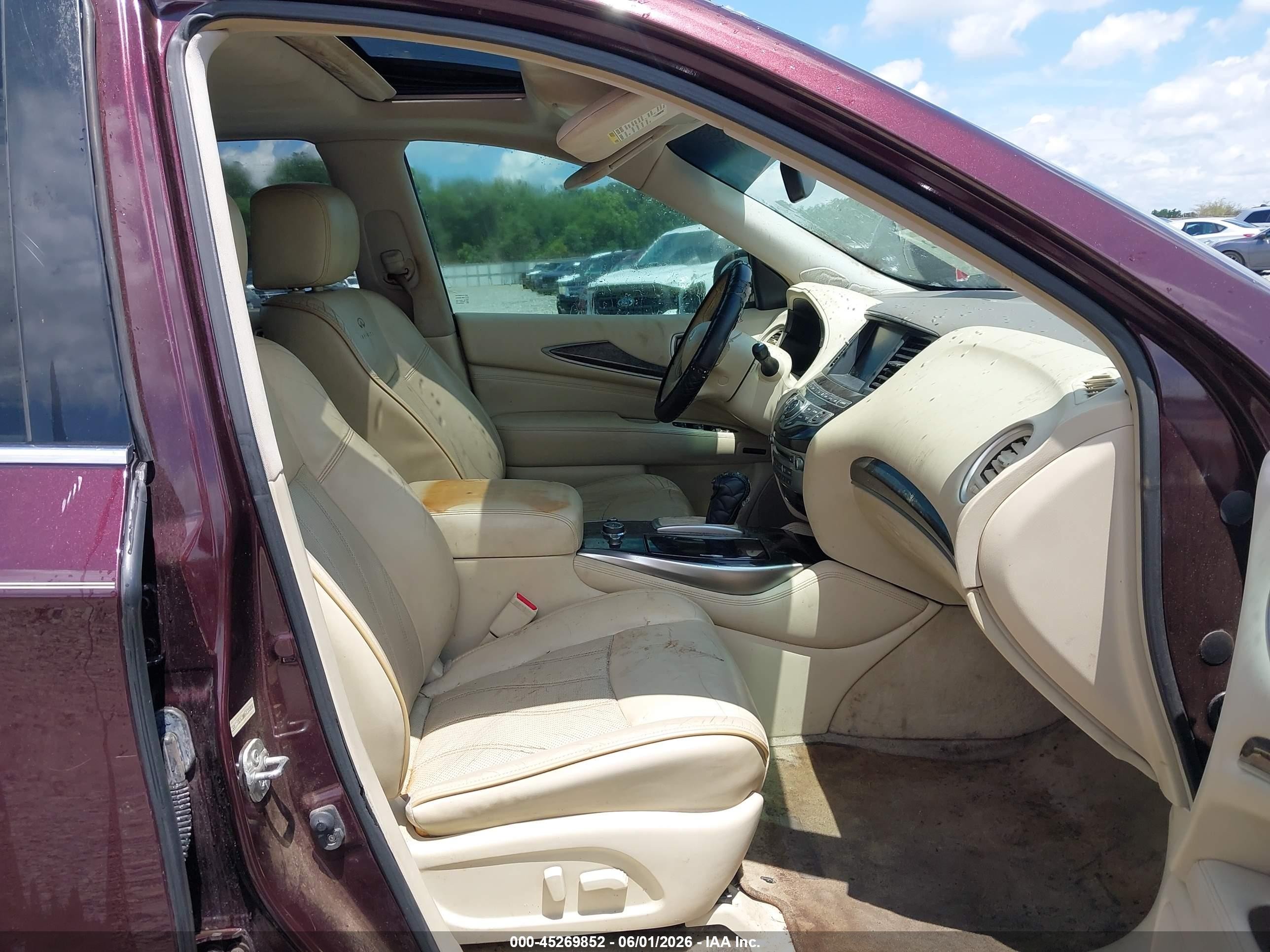 2013 Infiniti Jx35   Burgundy vin: 5N1AL0MM6DC302076