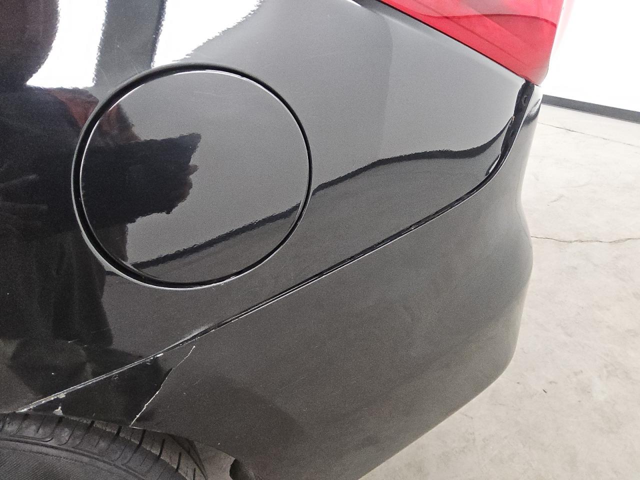 2013 Infiniti Jx35 Base Black vin: 5N1AL0MM6DC327317 Damage: Left Qtr Panel, Dent(S) W/ Paint Dmg, 3 To 4 Inches