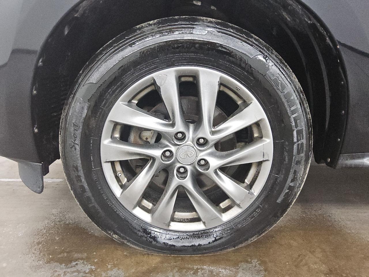 2013 Infiniti Jx35 Base Black vin: 5N1AL0MM6DC327317 Damage: Left Front Wheel, Curb Rash, 4 To 5 Inches