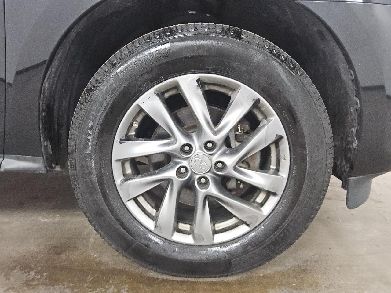2013 Infiniti Jx35 Base Black vin: 5N1AL0MM6DC327317 Damage: Right Front Wheel, Curb Rash, 2 To 3 Inches