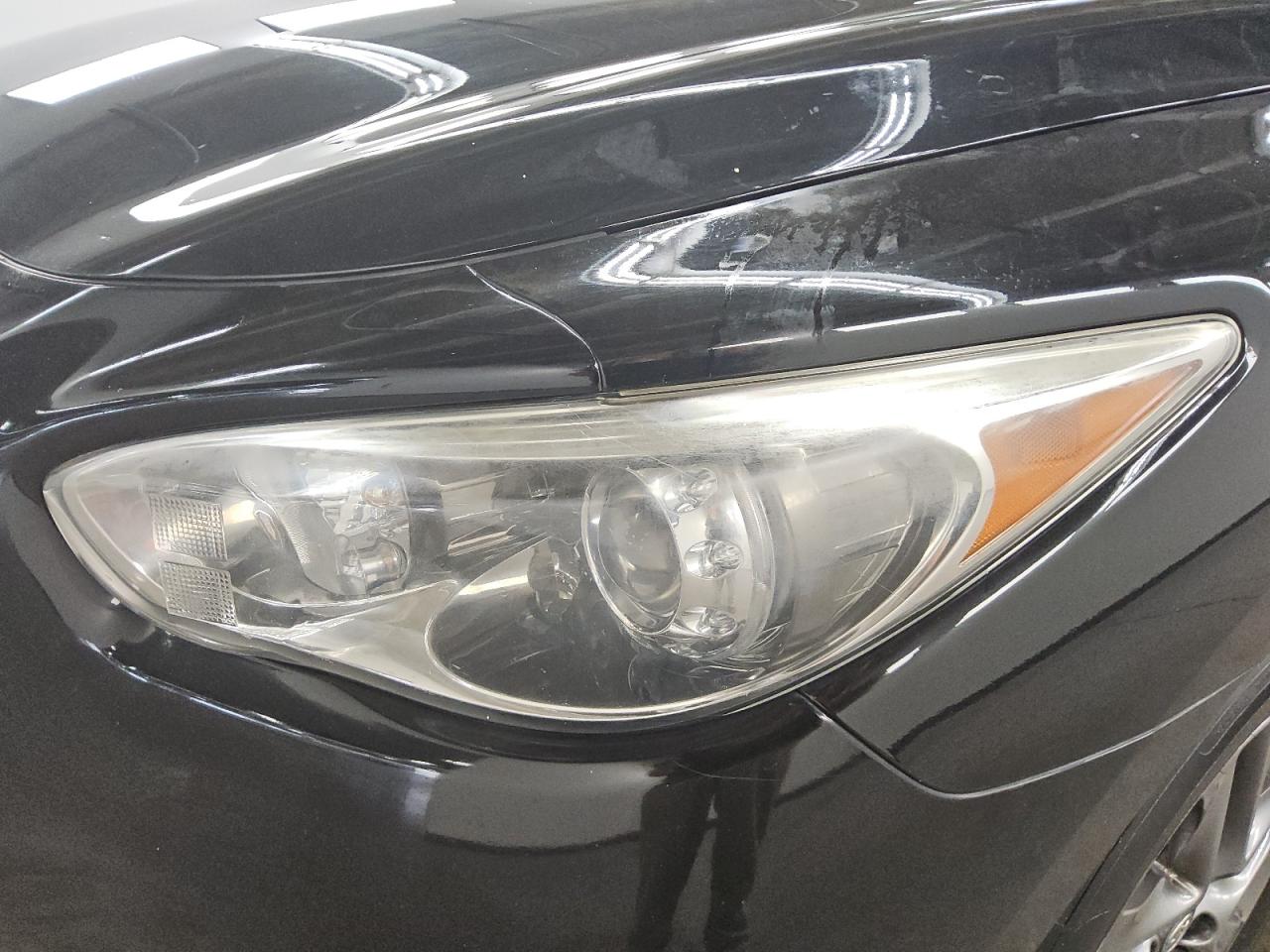 2013 Infiniti Jx35 Base Black vin: 5N1AL0MM6DC327317 Damage: Left Head Lamp, Faded, Repair Required