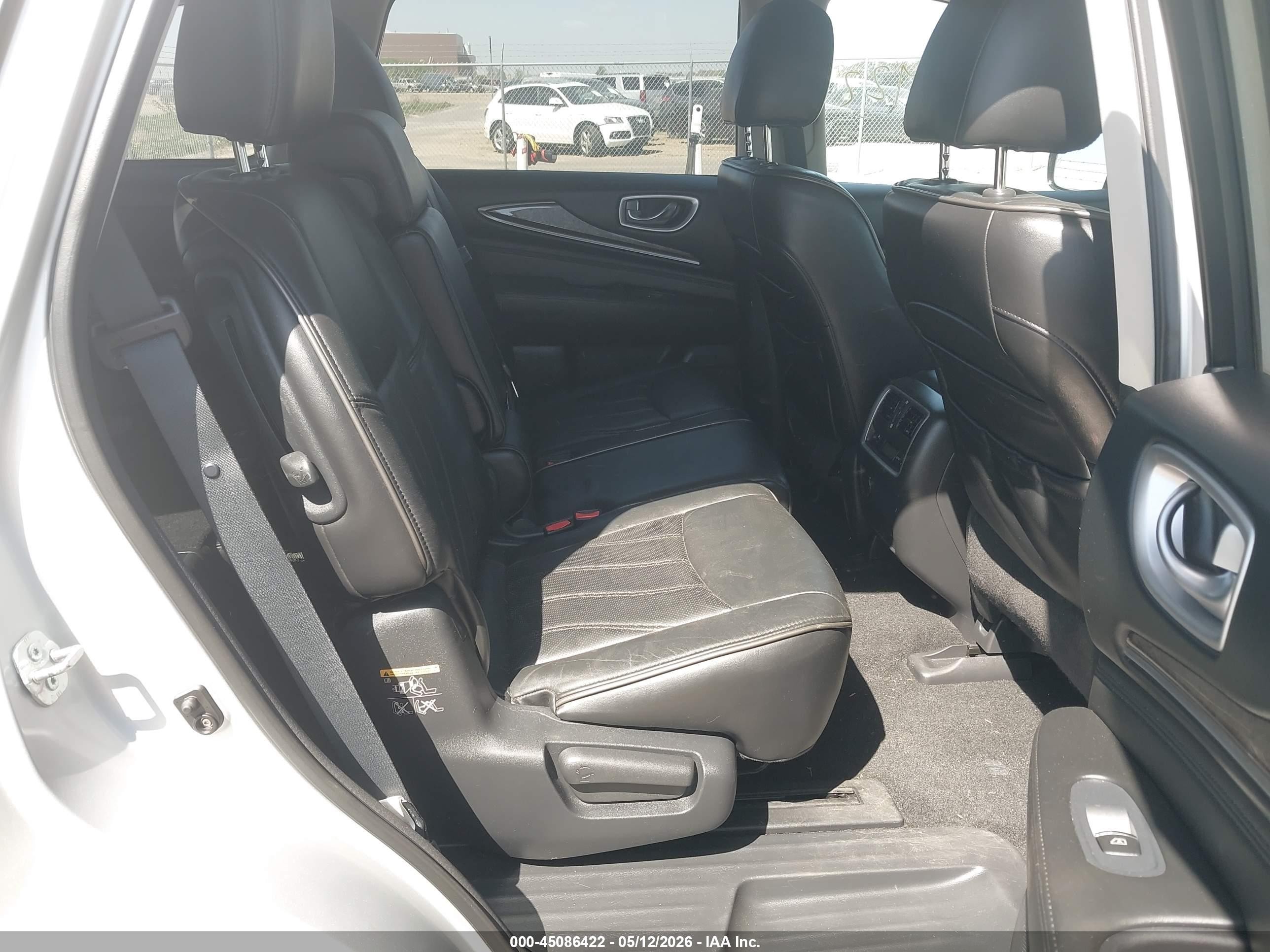 2013 Infiniti Jx35   Silver vin: 5N1AL0MM6DC351441