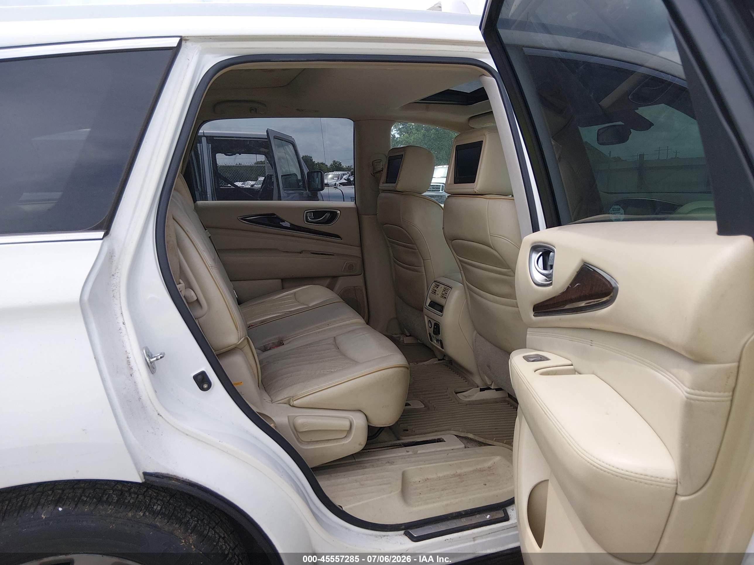 2013 Infiniti Jx35   White vin: 5N1AL0MM6DC352170