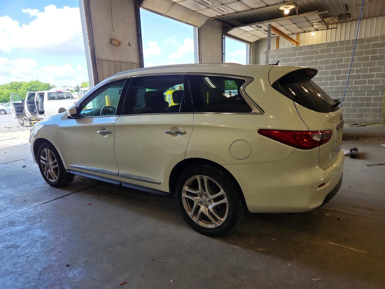2013 Infiniti Jx35 Base White vin: 5N1AL0MM7DC322630