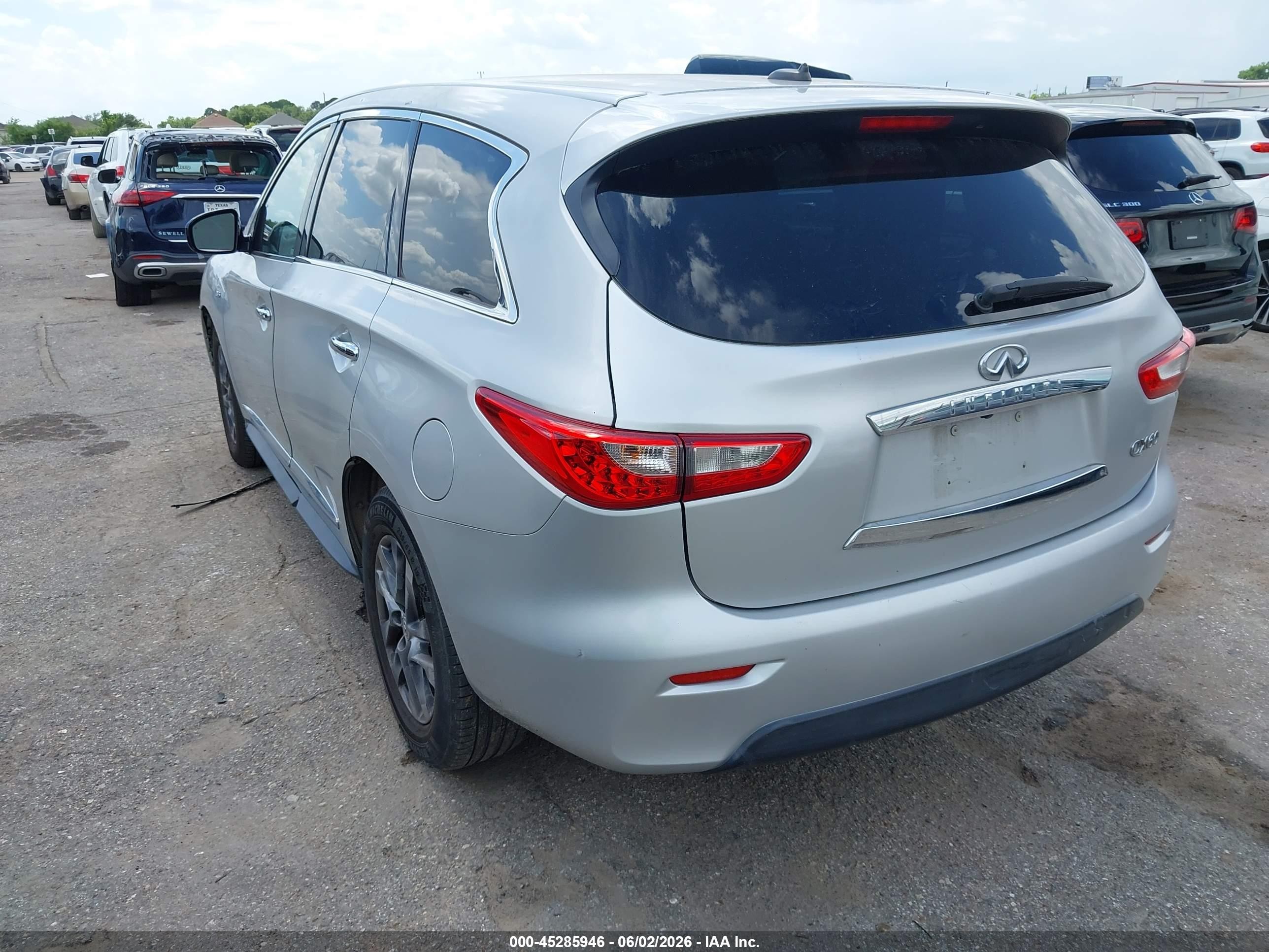 2015 Infiniti Qx60   Silver vin: 5N1AL0MM7FC551151