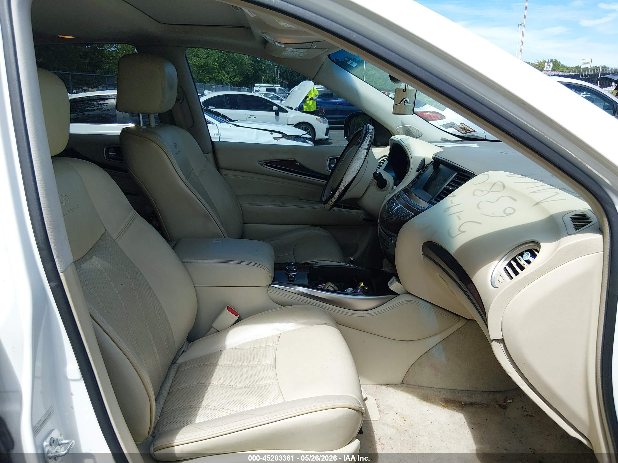 2013 Infiniti Jx35   White vin: 5N1AL0MM8DC326380