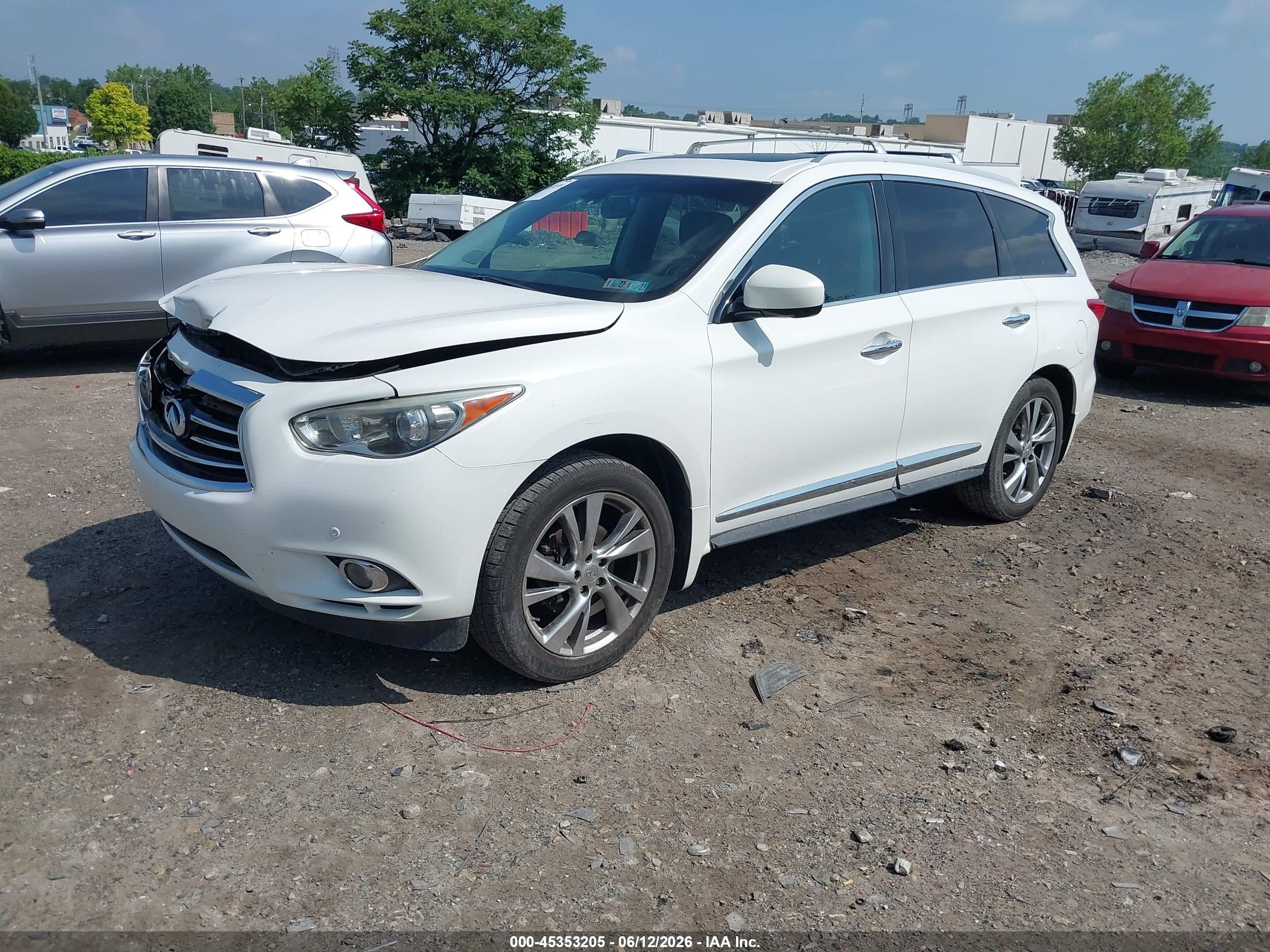 2013 Infiniti Jx35   White vin: 5N1AL0MM8DC338819