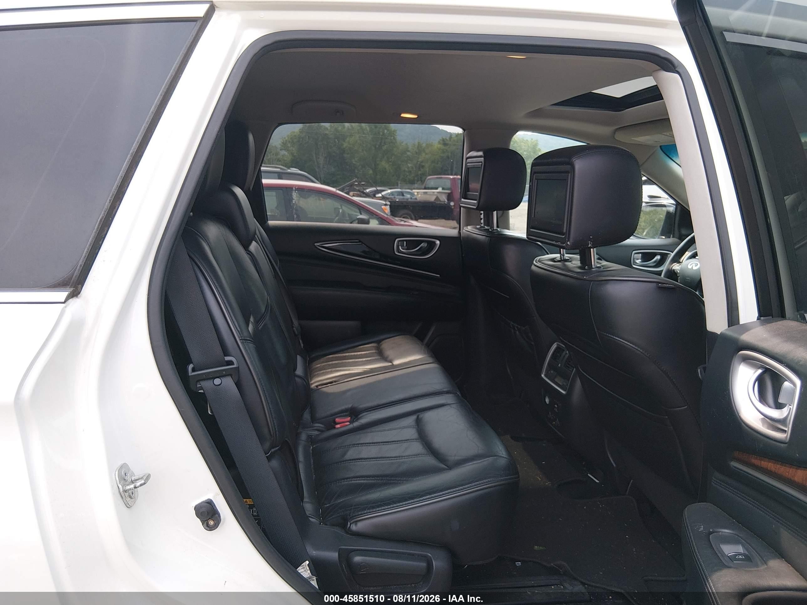 2013 Infiniti Jx35   White vin: 5N1AL0MM9DC311368