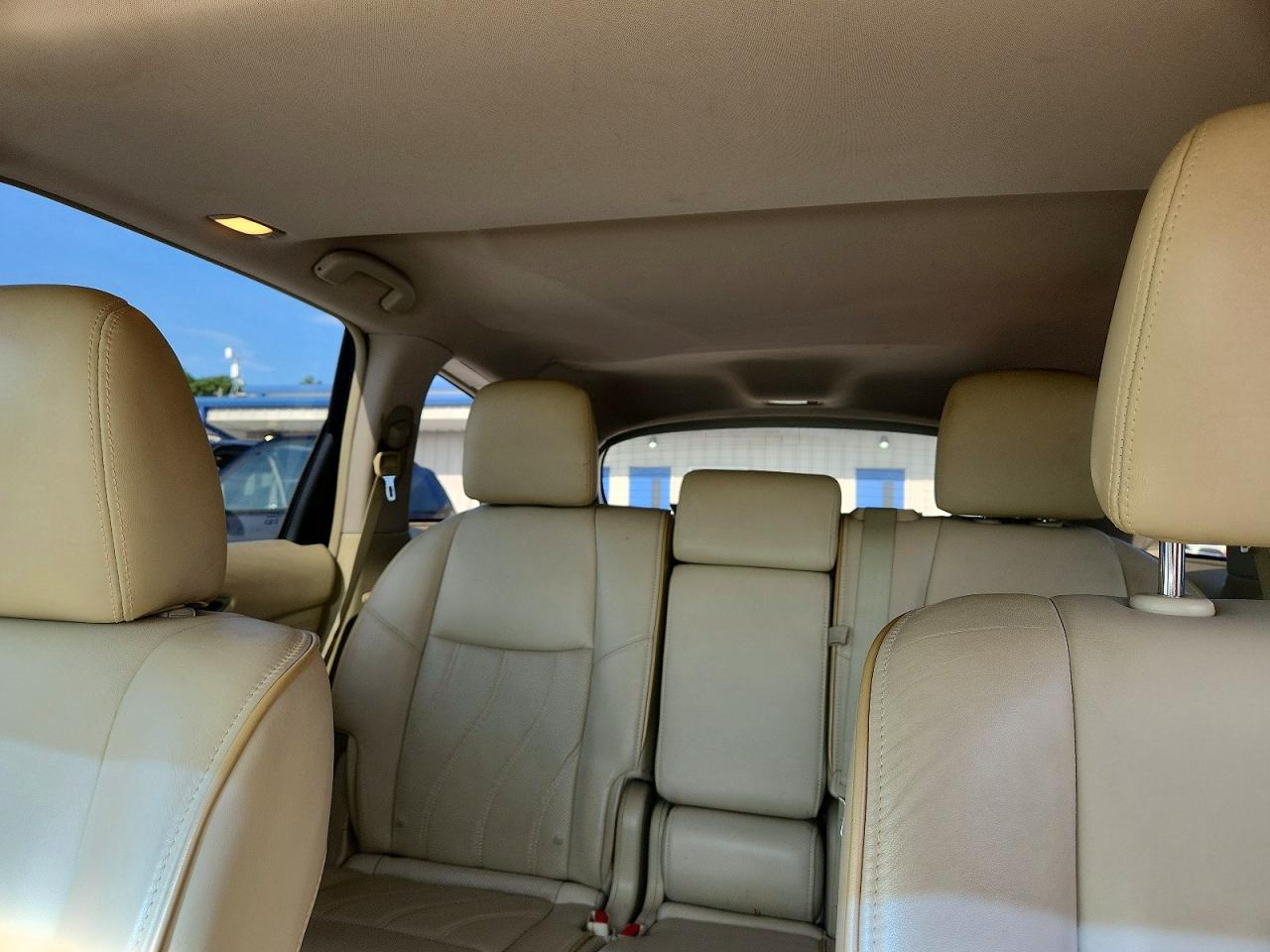 2013 Infiniti Jx35 Base White vin: 5N1AL0MM9DC351921