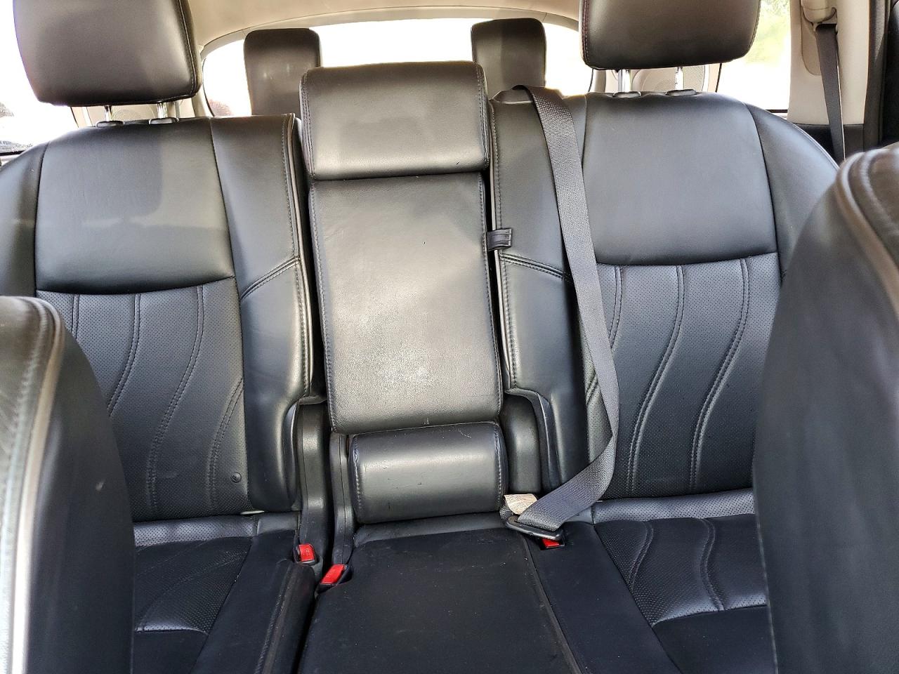 2013 Infiniti Jx35 Base Silver vin: 5N1AL0MMXDC334688