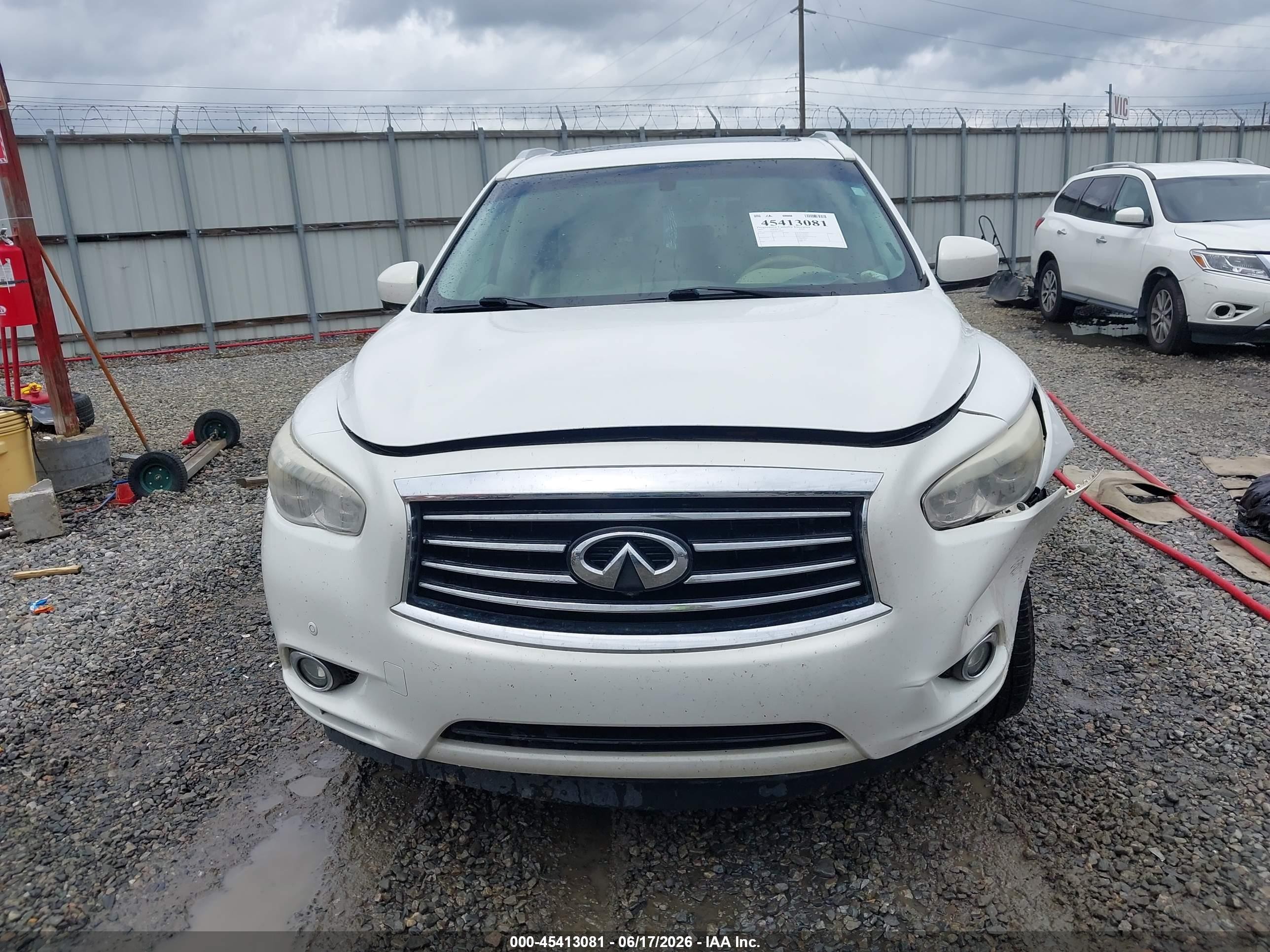 2013 Infiniti Jx35   White vin: 5N1AL0MMXDC348686
