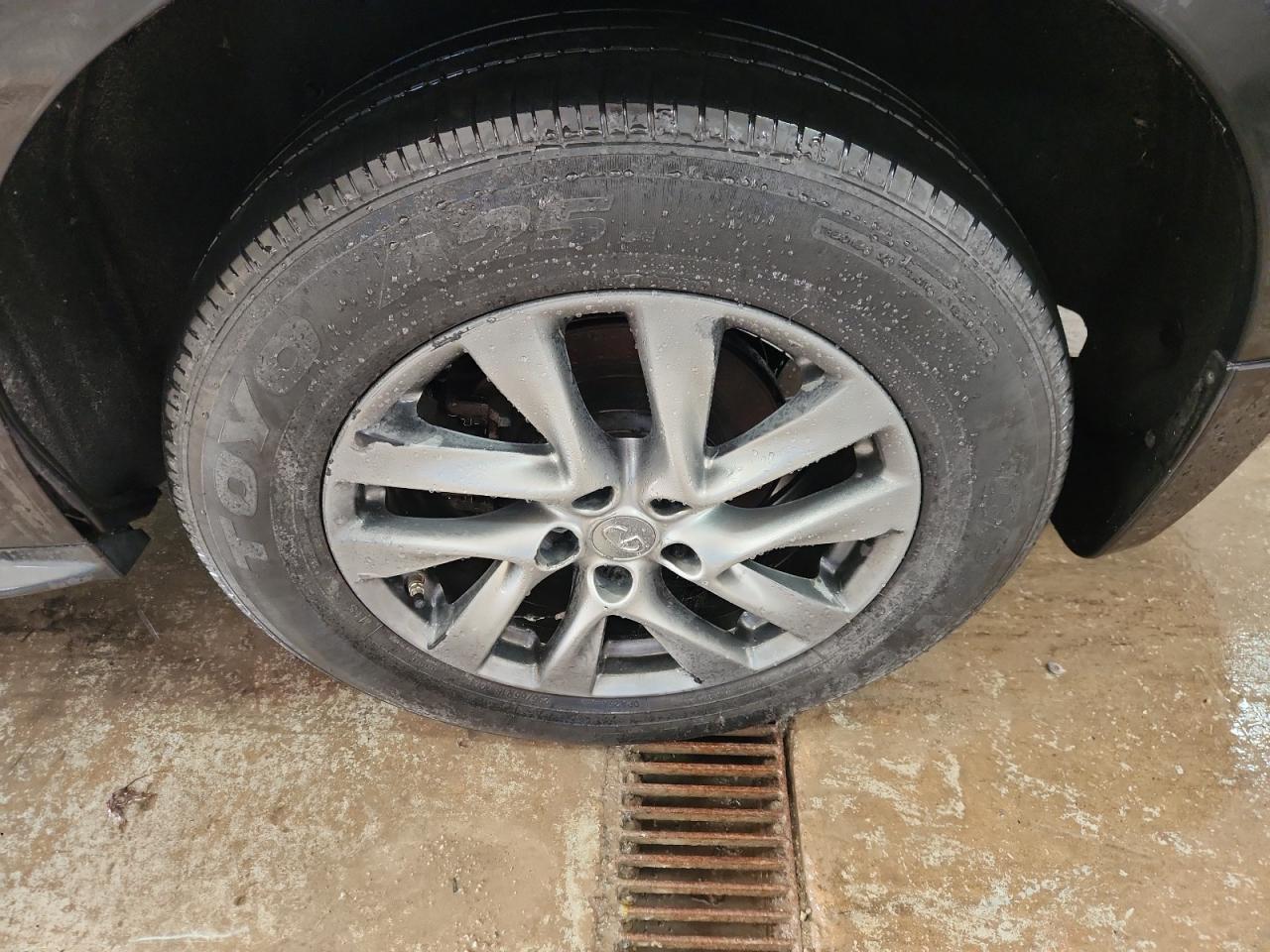 2014 Infiniti Qx60 Base Black vin: 5N1AL0MMXEC531300 Damage: Left Rear Wheel, Curb Rash, 5 To 6 Inches