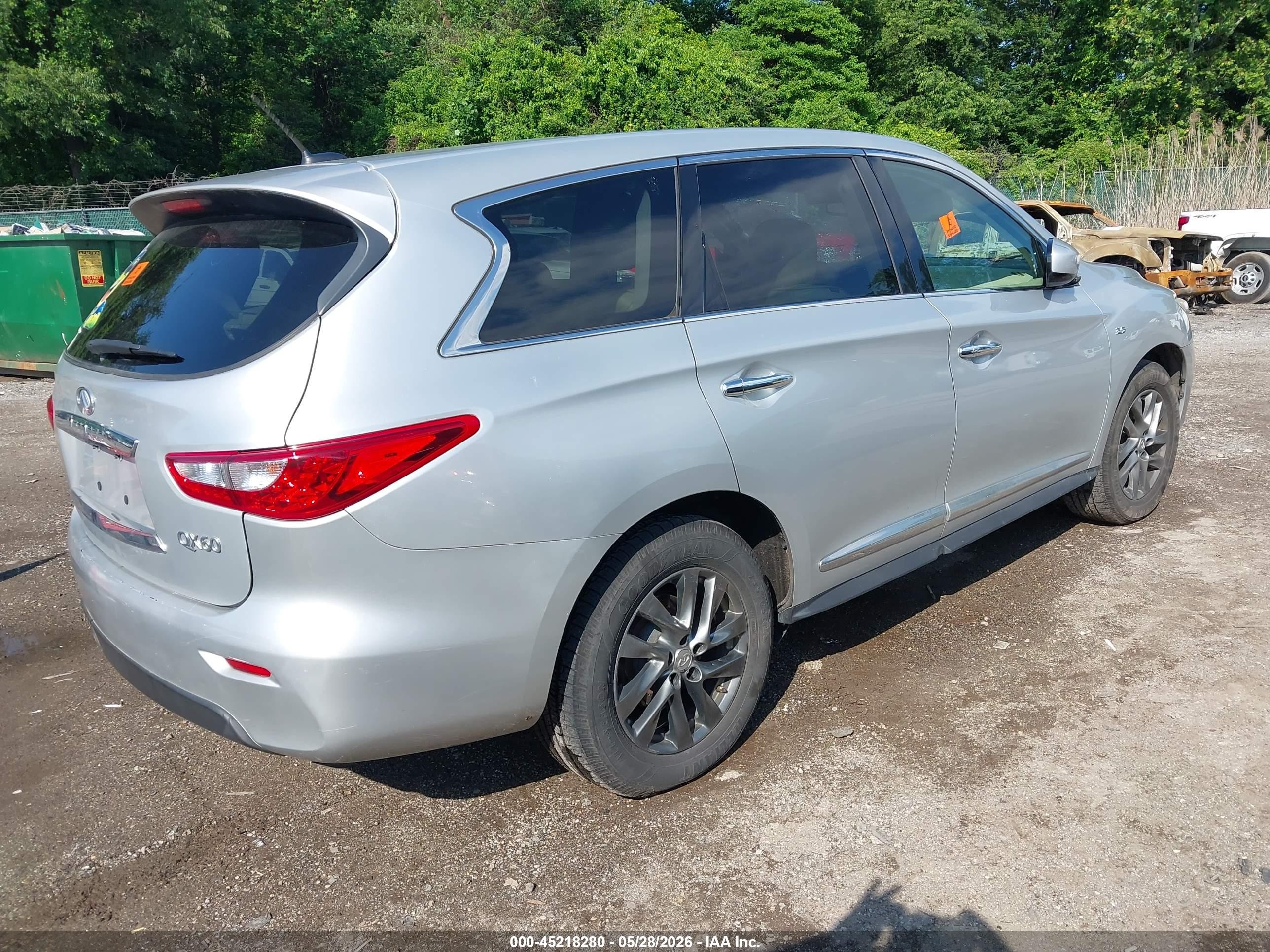 2015 Infiniti Qx60   Silver vin: 5N1AL0MMXFC517625