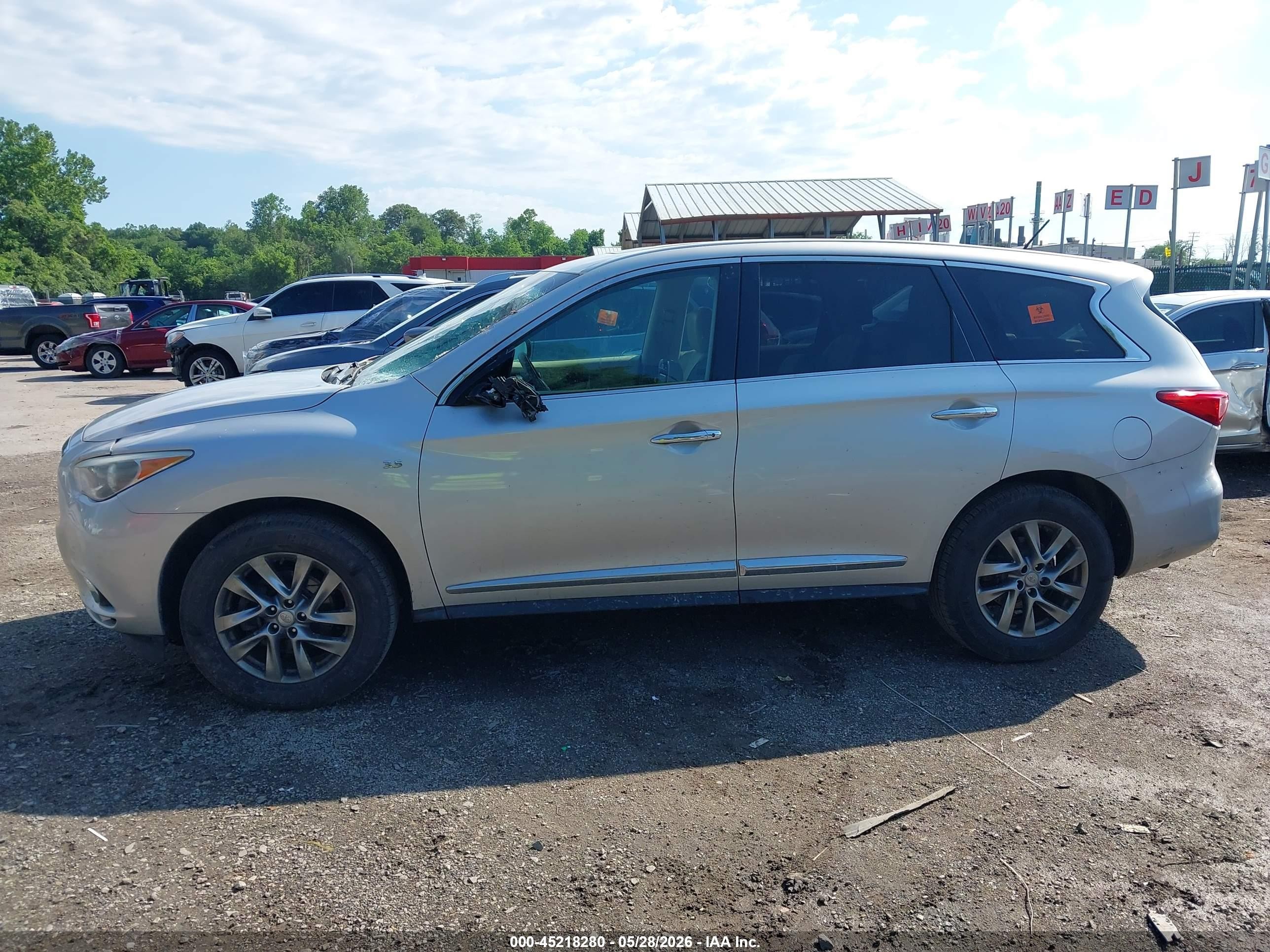 2015 Infiniti Qx60   Silver vin: 5N1AL0MMXFC517625