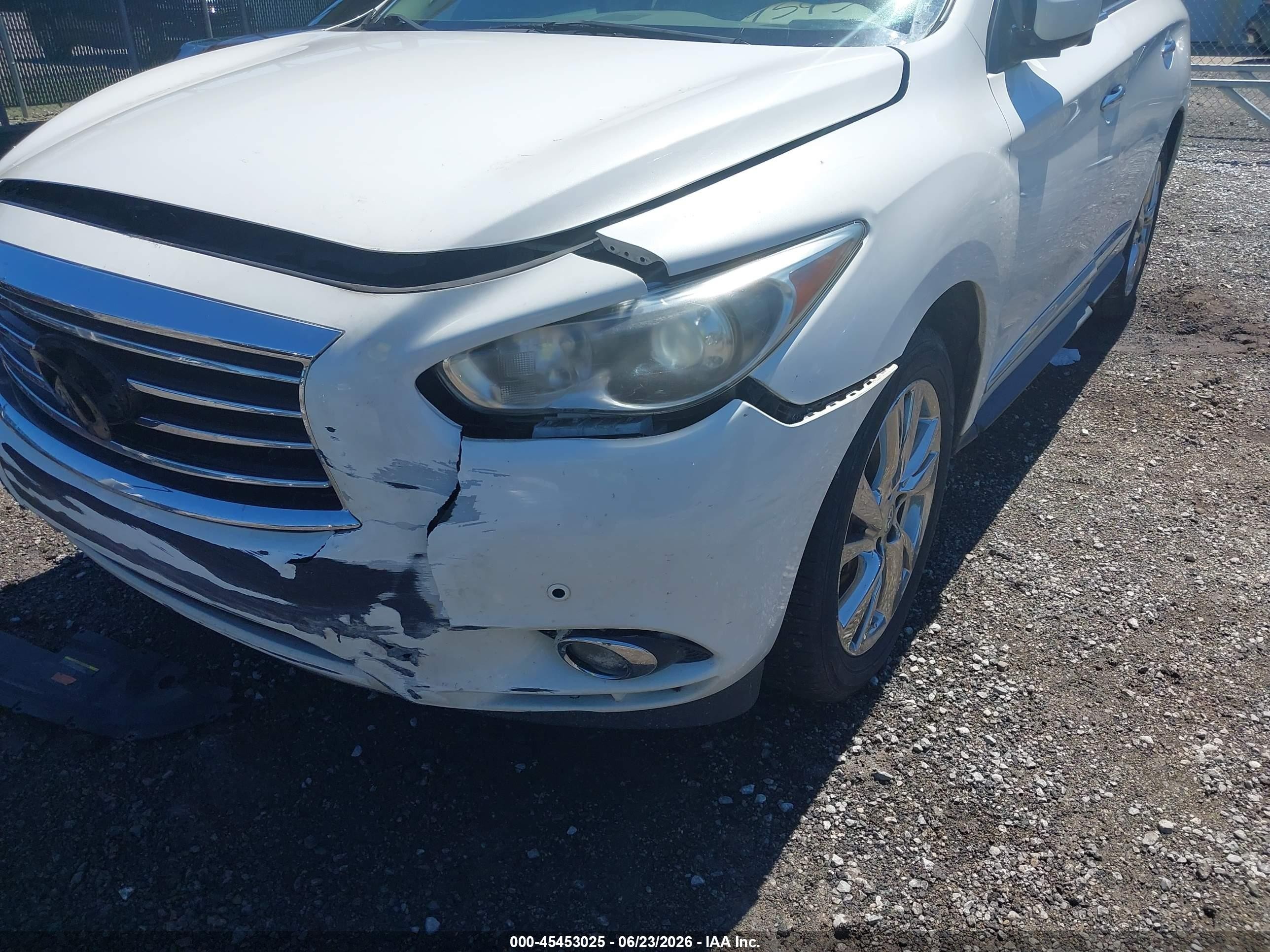 2013 Infiniti Jx35   White vin: 5N1AL0MN0DC337950