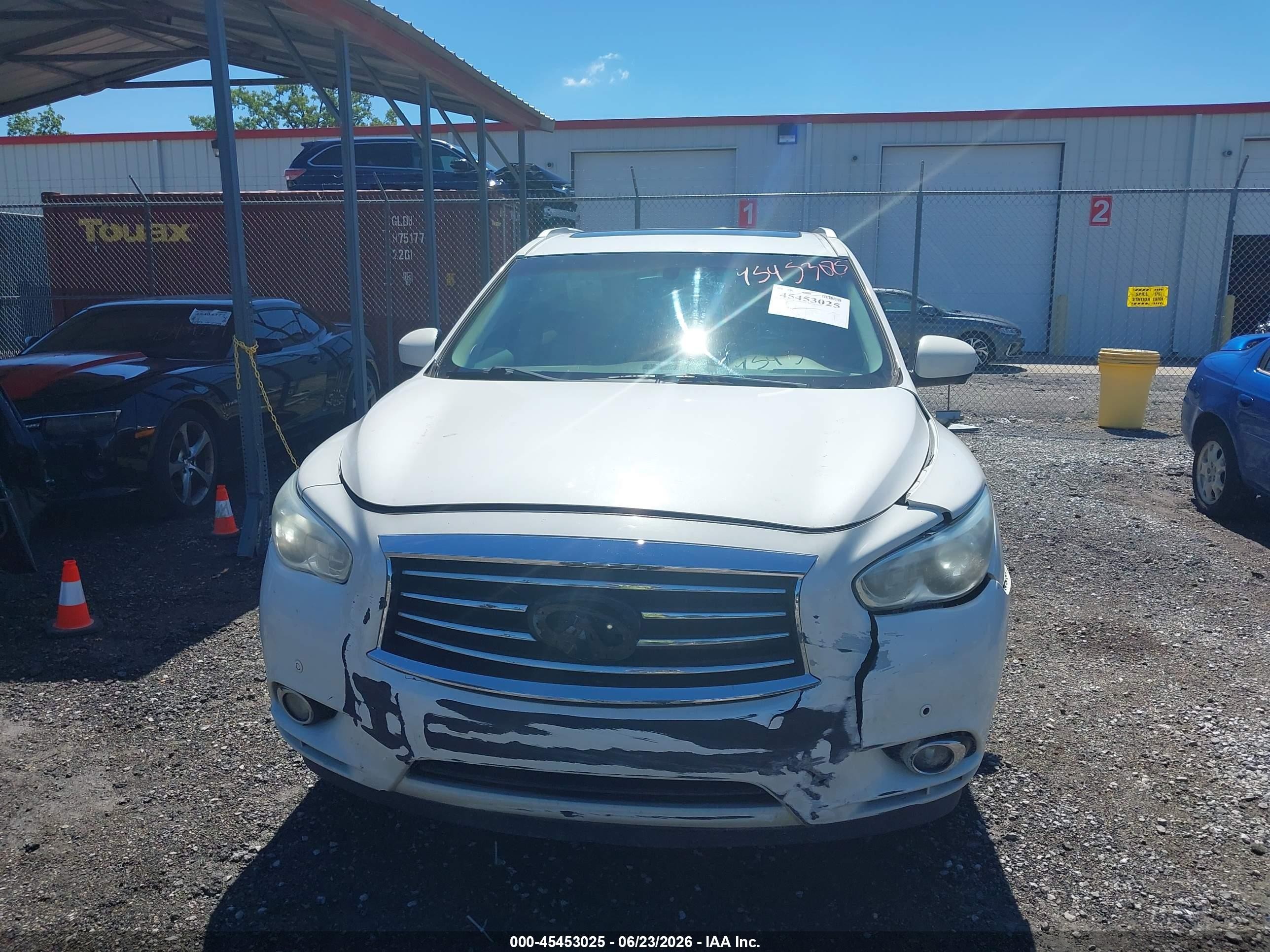 2013 Infiniti Jx35   White vin: 5N1AL0MN0DC337950