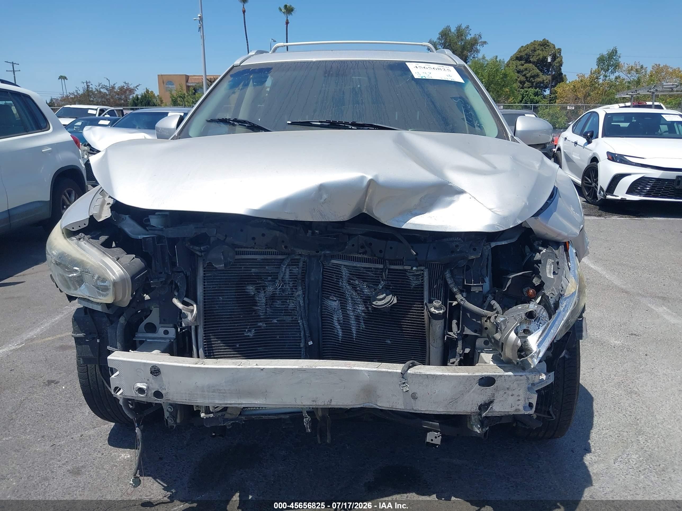 2014 Infiniti Qx60   Silver vin: 5N1AL0MN0EC530228