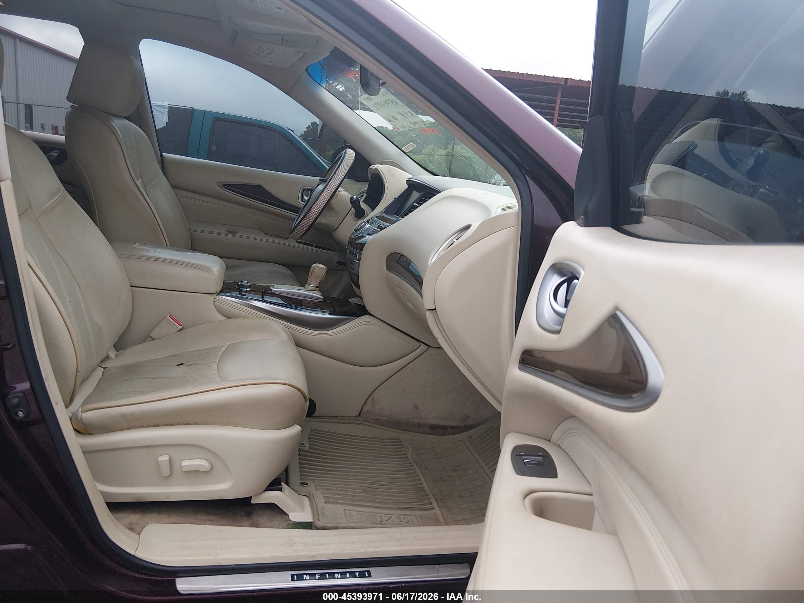 2013 Infiniti Jx35   Champagne vin: 5N1AL0MN1DC336936