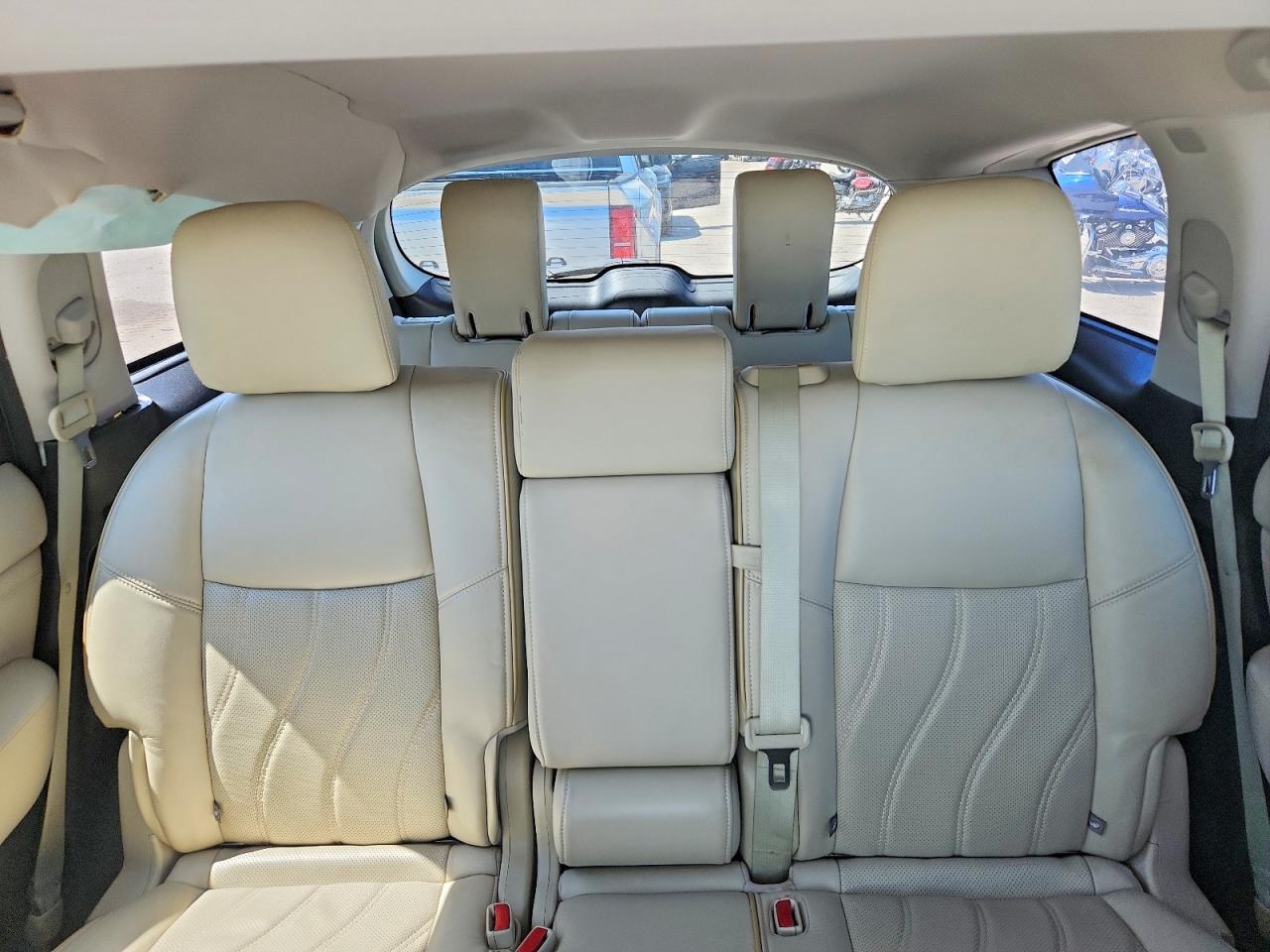 2015 Infiniti Qx60 Base Silver vin: 5N1AL0MN1FC501404