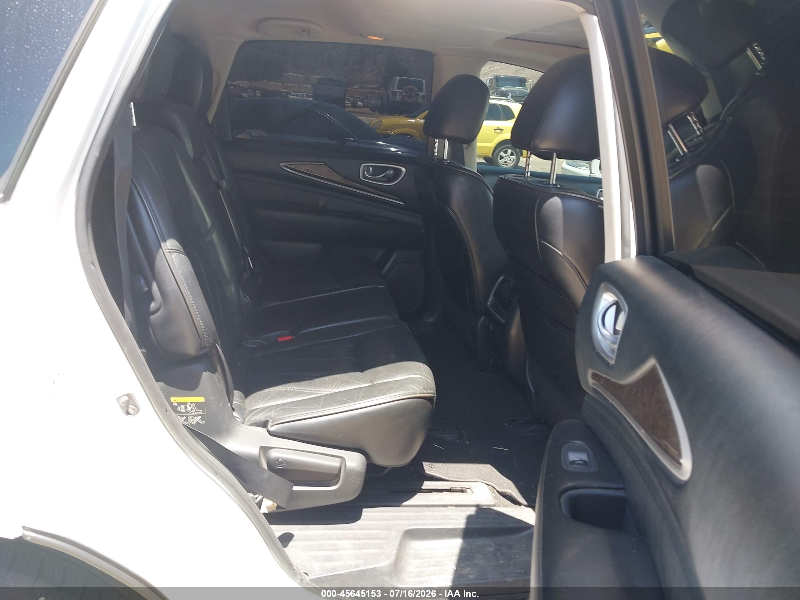 2013 Infiniti Jx35   White vin: 5N1AL0MN2DC351509