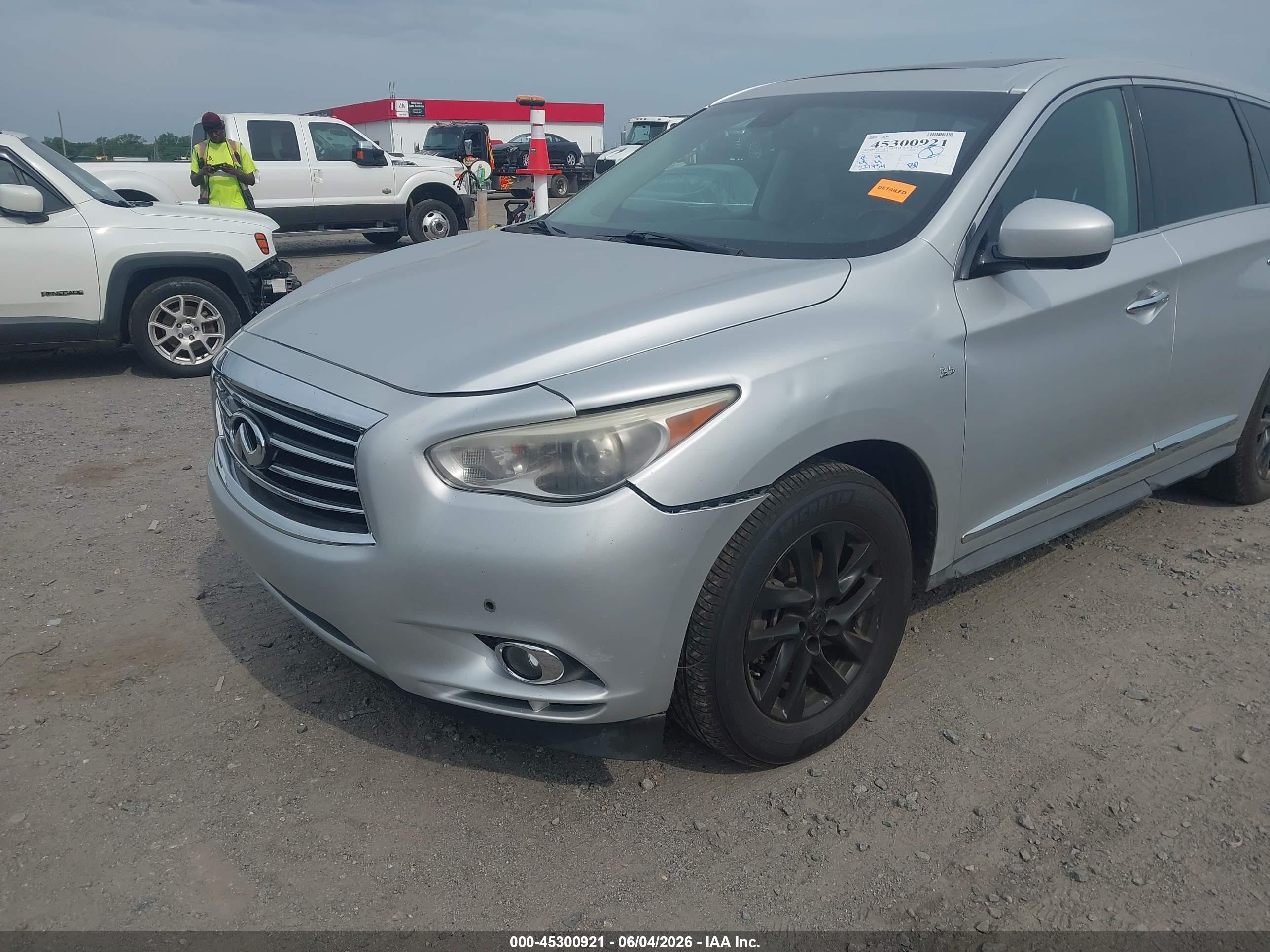 2014 Infiniti Qx60   Silver vin: 5N1AL0MN4EC504392
