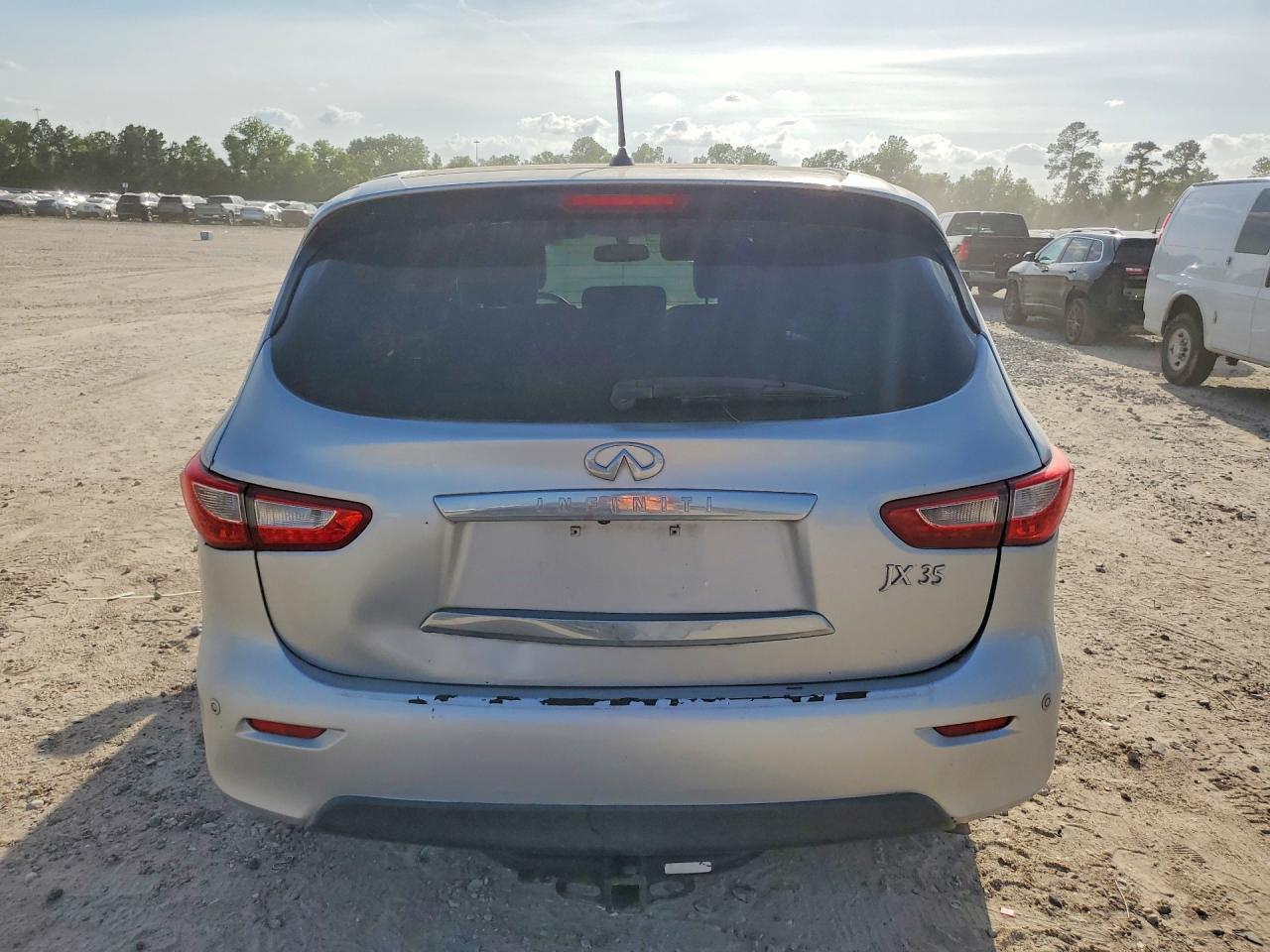2013 Infiniti Jx35 Base Silver vin: 5N1AL0MN5DC316222