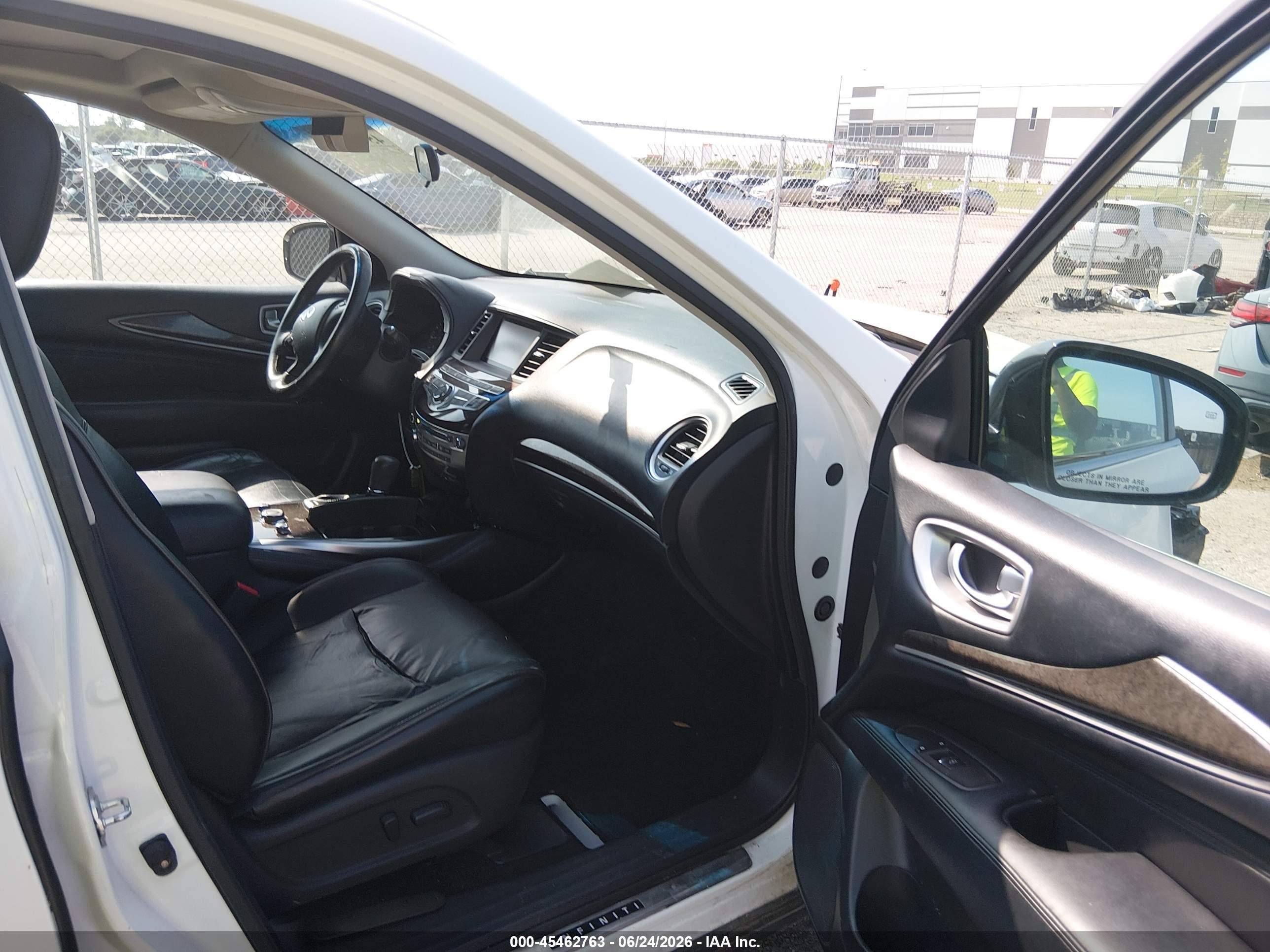 2013 Infiniti Jx35   White vin: 5N1AL0MN5DC316575