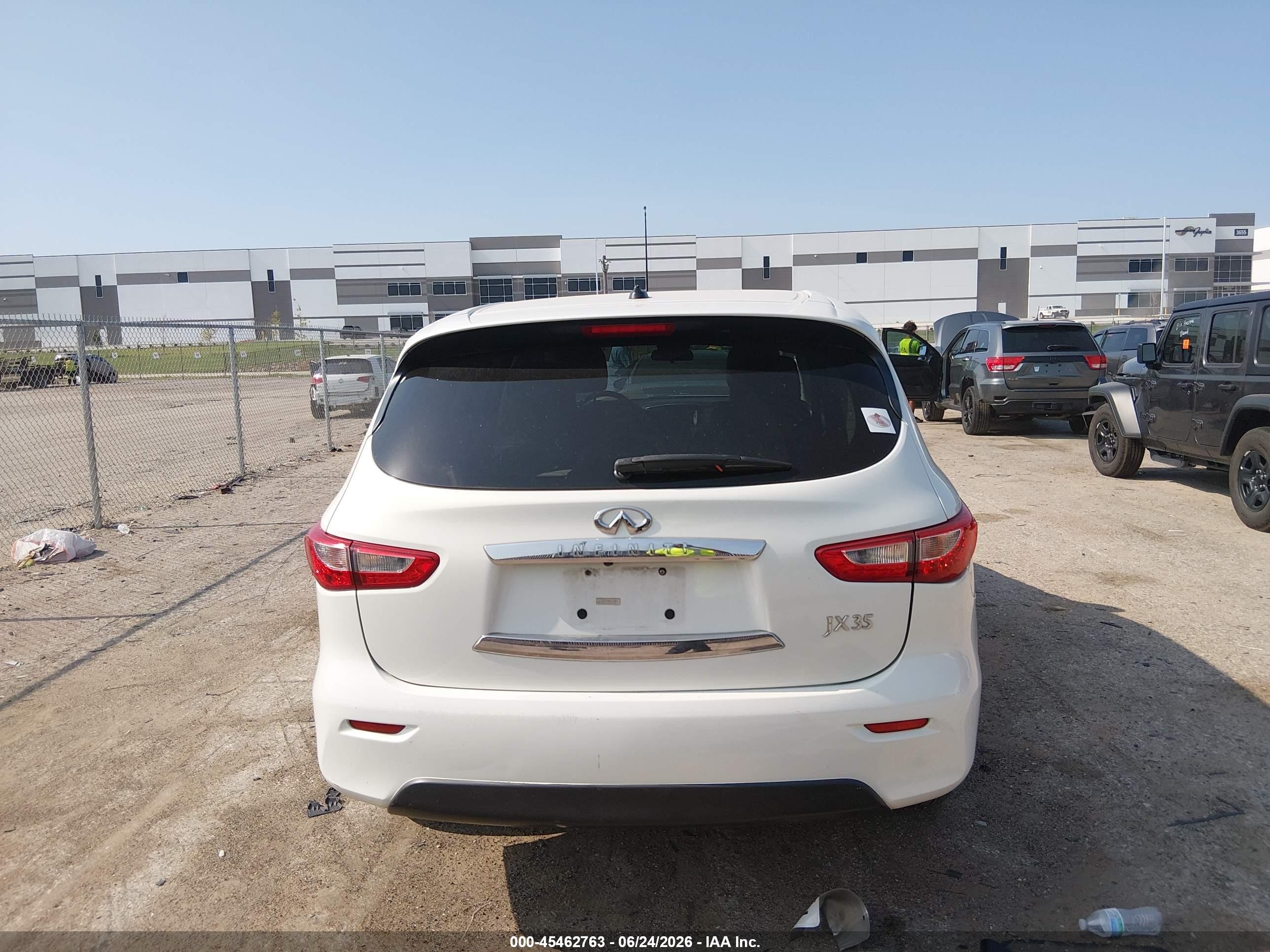 2013 Infiniti Jx35   White vin: 5N1AL0MN5DC316575