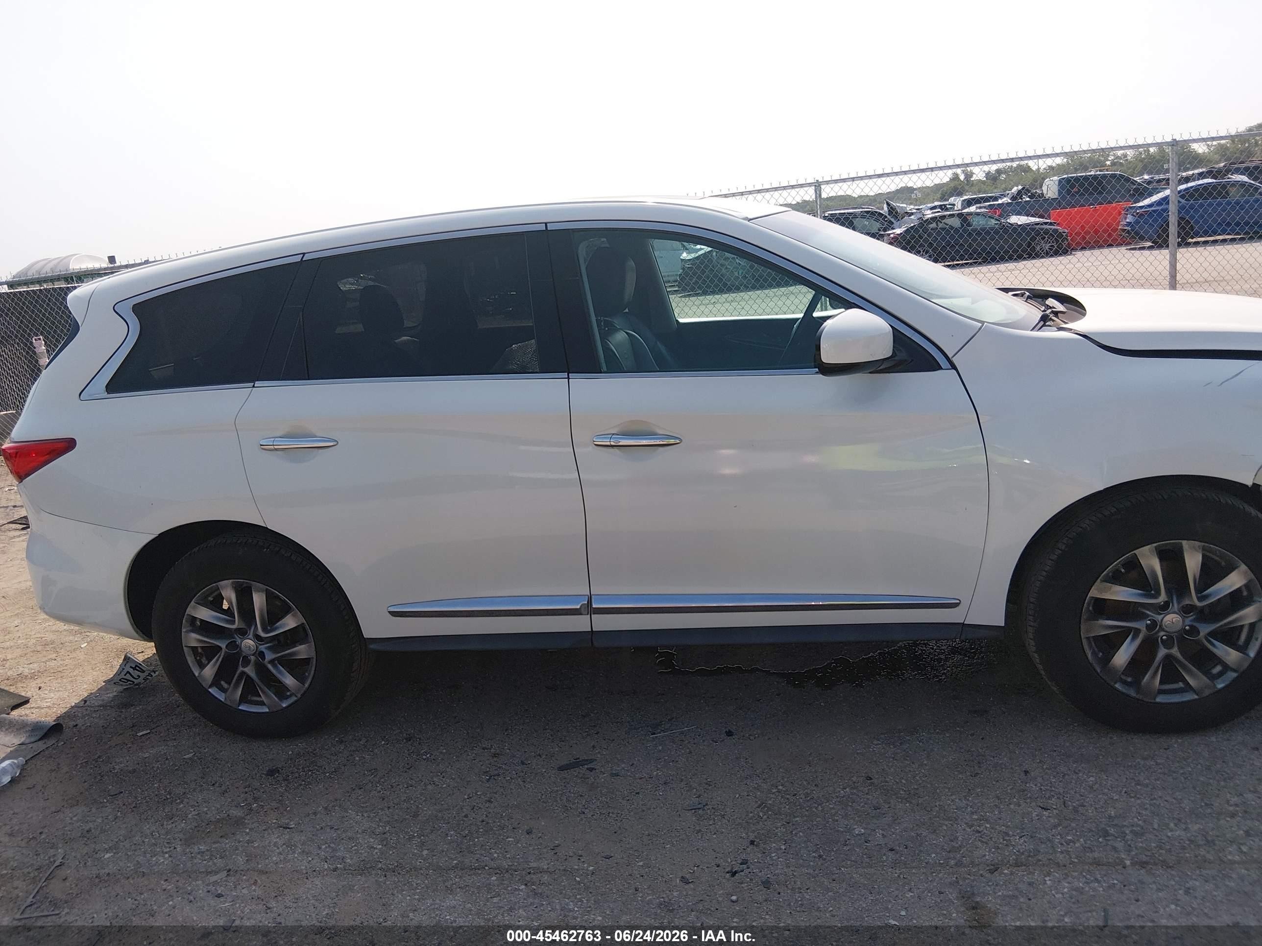 2013 Infiniti Jx35   White vin: 5N1AL0MN5DC316575