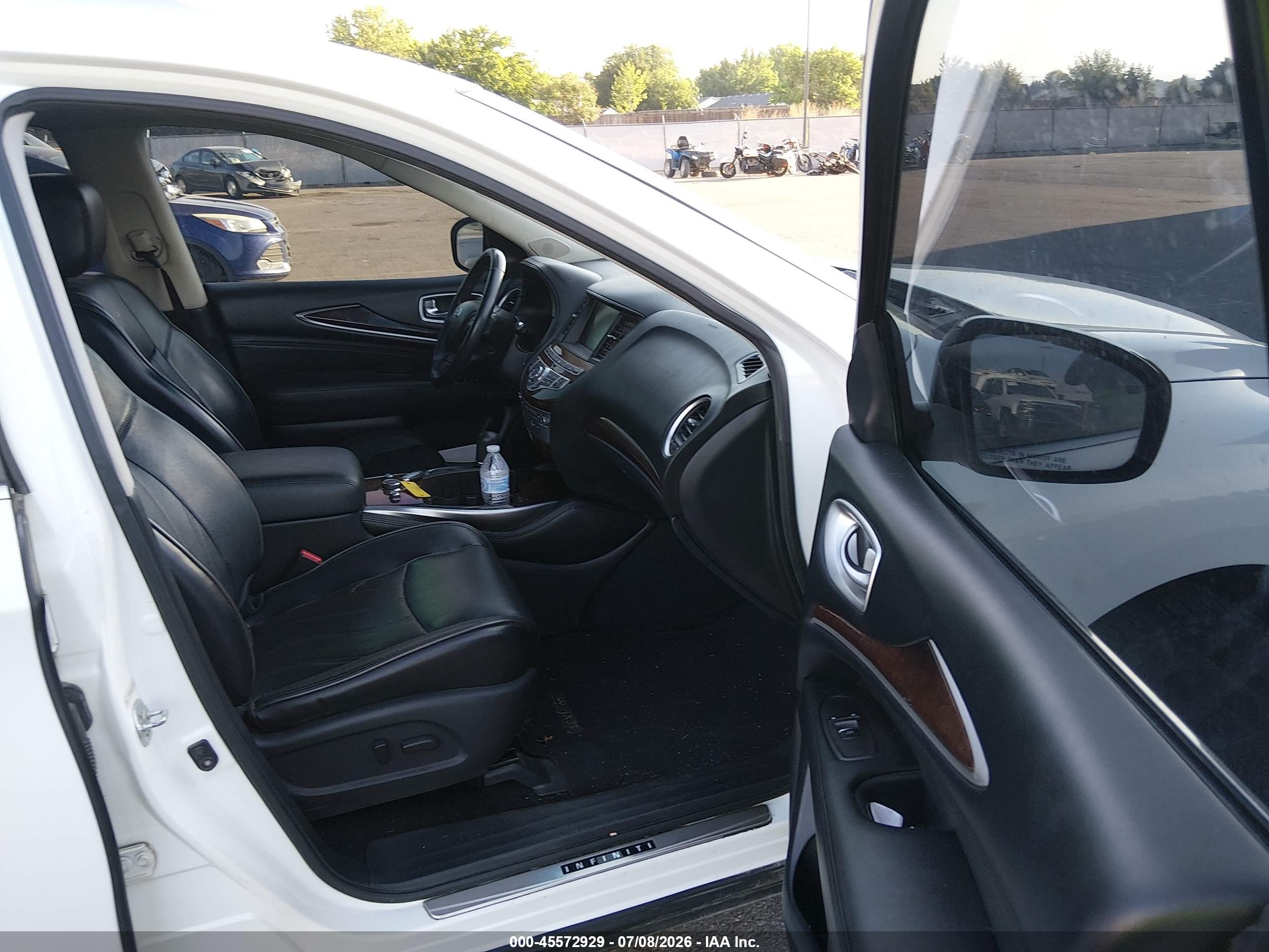 2013 Infiniti Jx35   White vin: 5N1AL0MN5DC329214