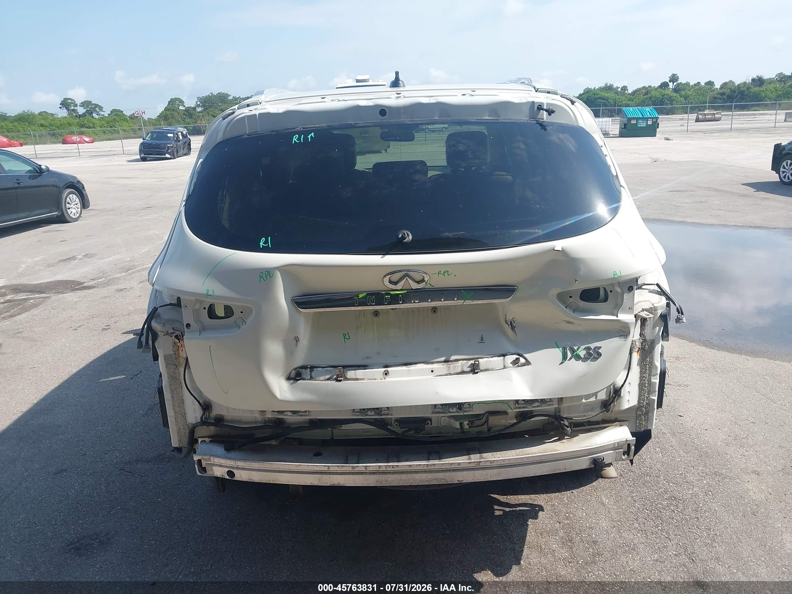 2013 Infiniti Jx35   Белый vin: 5N1AL0MN5DC340567