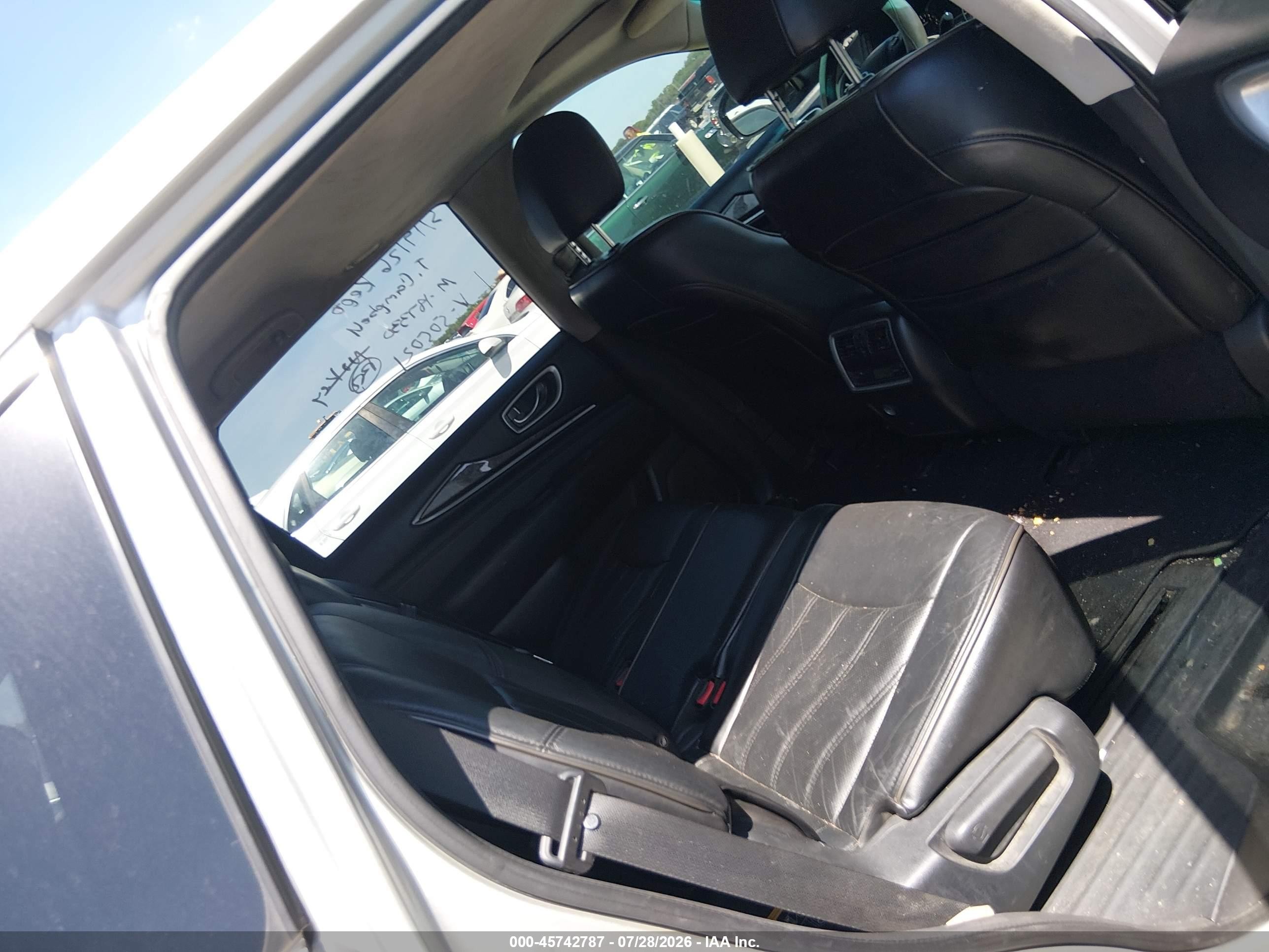2015 Infiniti Qx60   Silver vin: 5N1AL0MN5FC505021