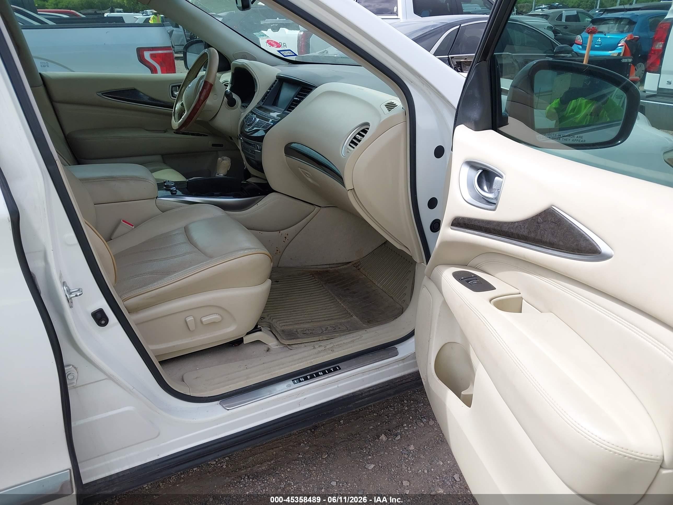 2013 Infiniti Jx35   White vin: 5N1AL0MN6DC342201