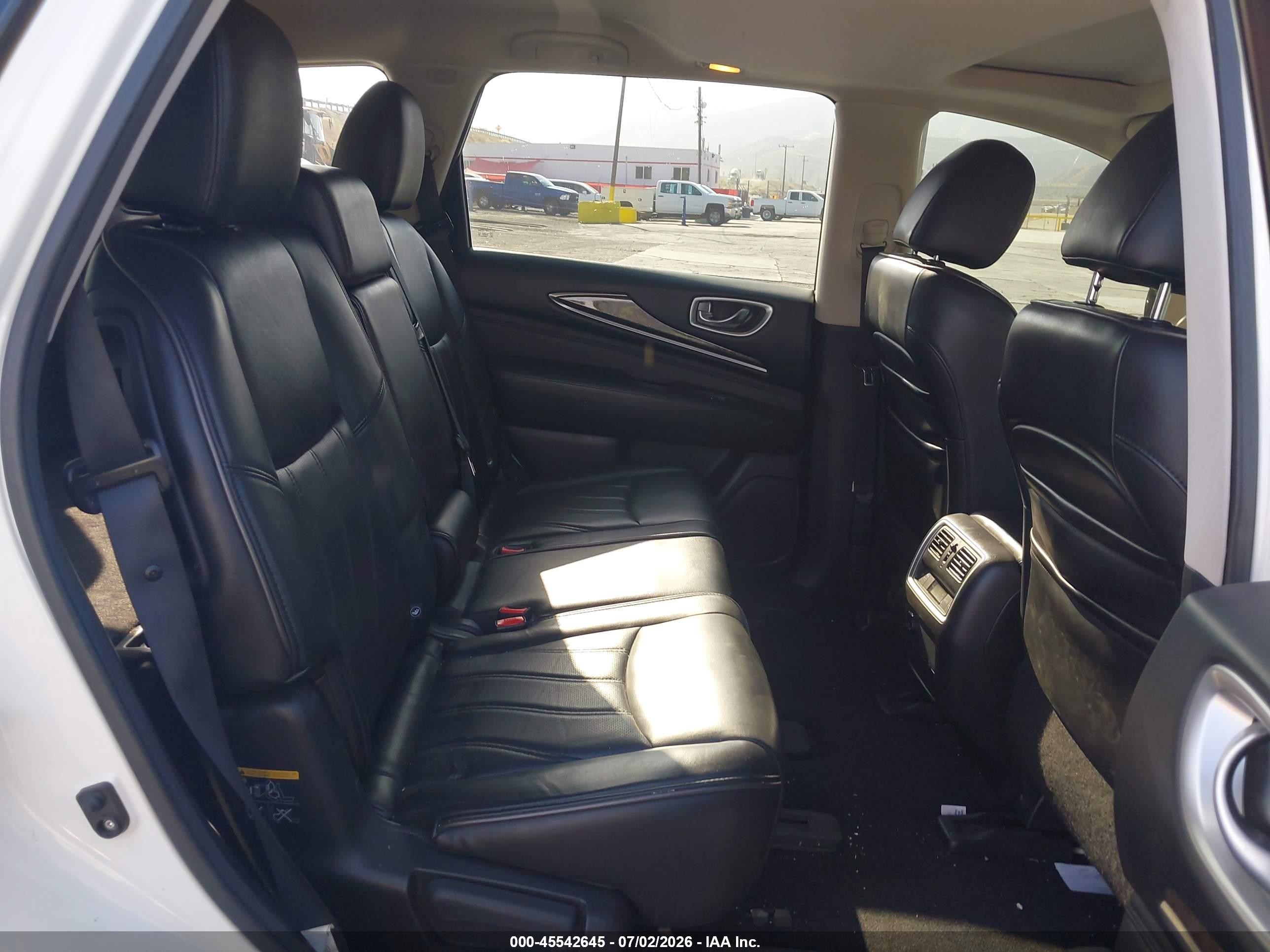 2015 Infiniti Qx60   White vin: 5N1AL0MN6FC540196