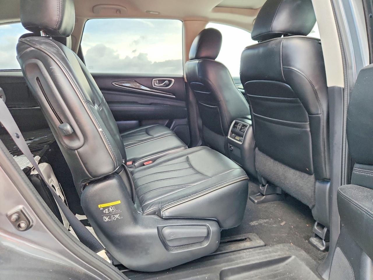2015 Infiniti Qx60 Base Silver vin: 5N1AL0MN8FC505417