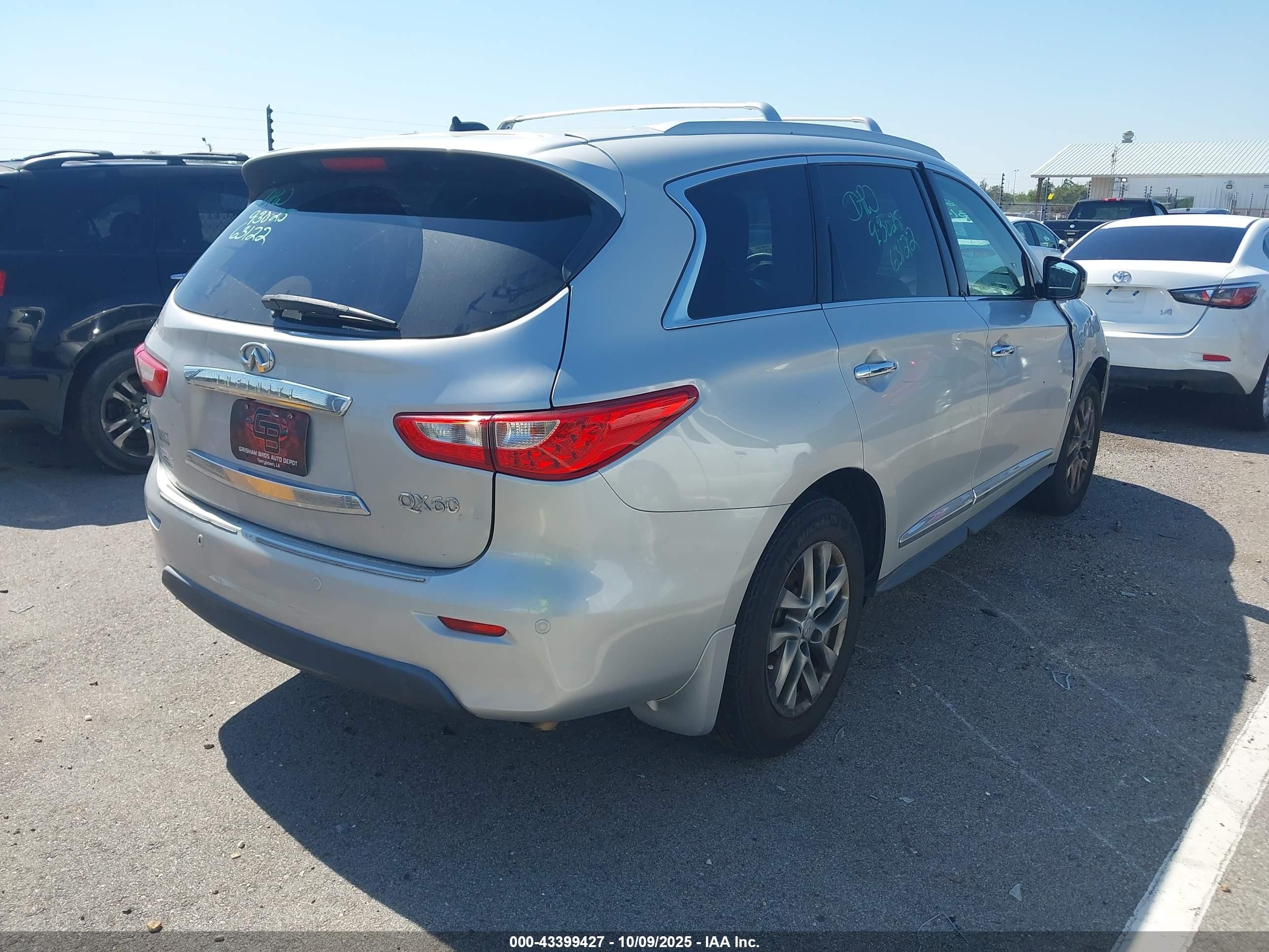 2015 Infiniti Qx60 Silver vin: 5N1AL0MNXFC548463