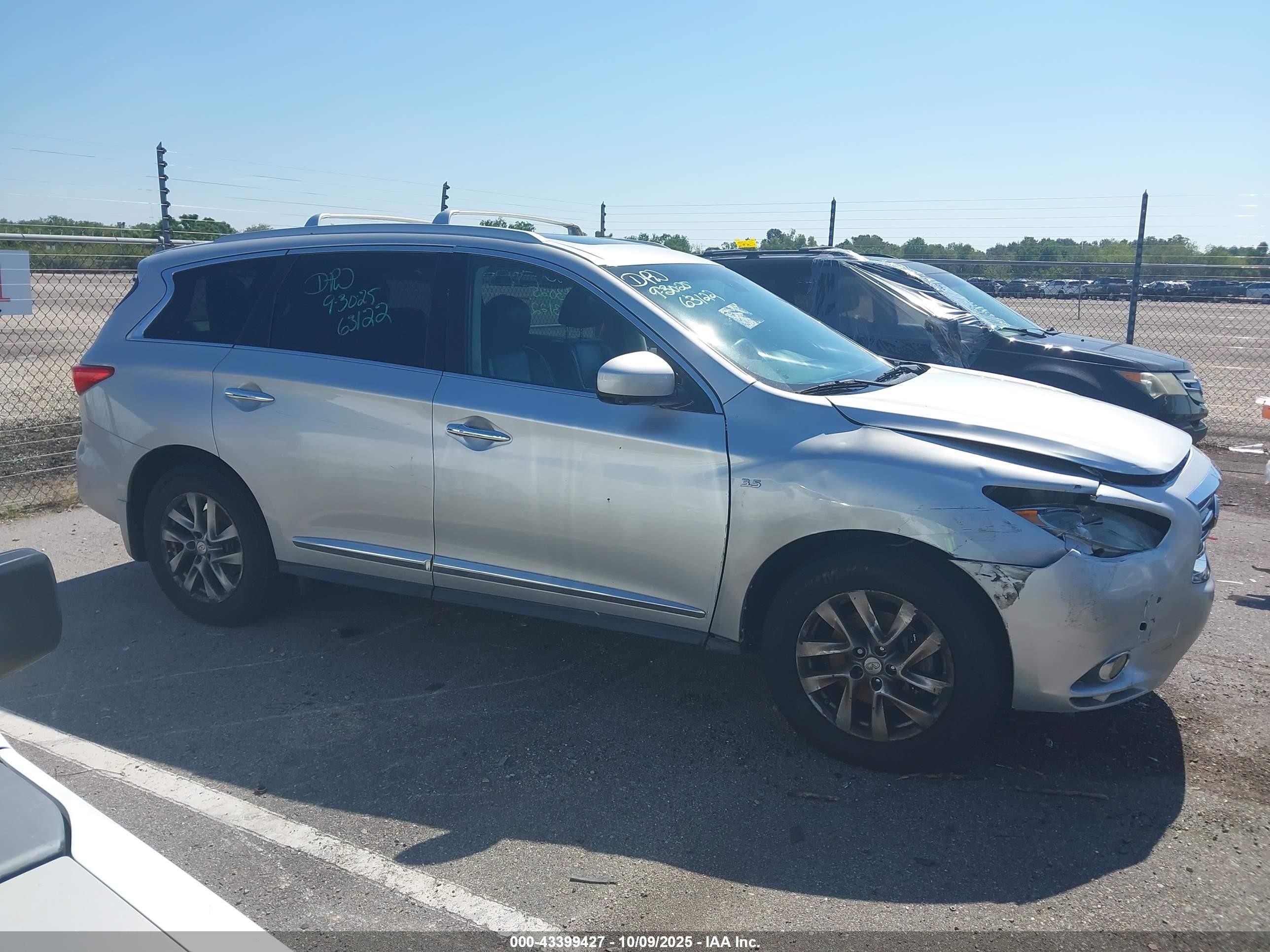 2015 Infiniti Qx60 Silver vin: 5N1AL0MNXFC548463